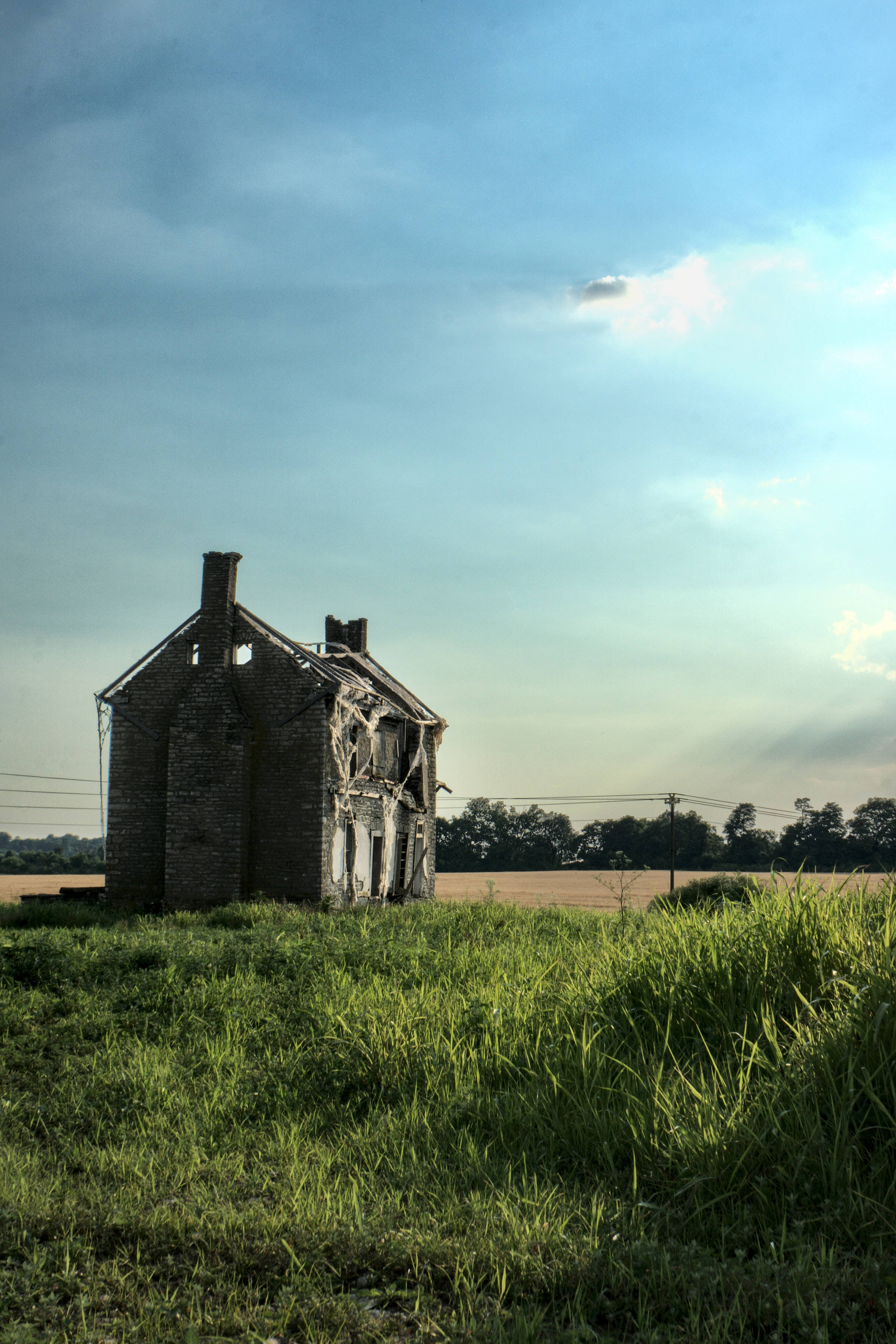 abandoned house, Kentucky, weathered brick, 2K Phone Wallpaper