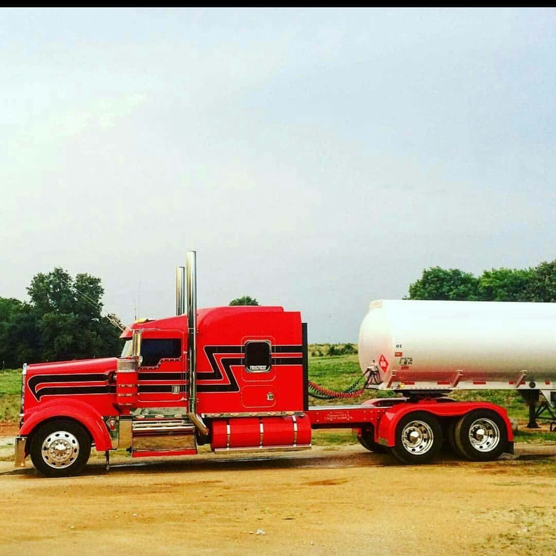 Kenworth C500, red, chrome accents, SD Desktop Wallpaper