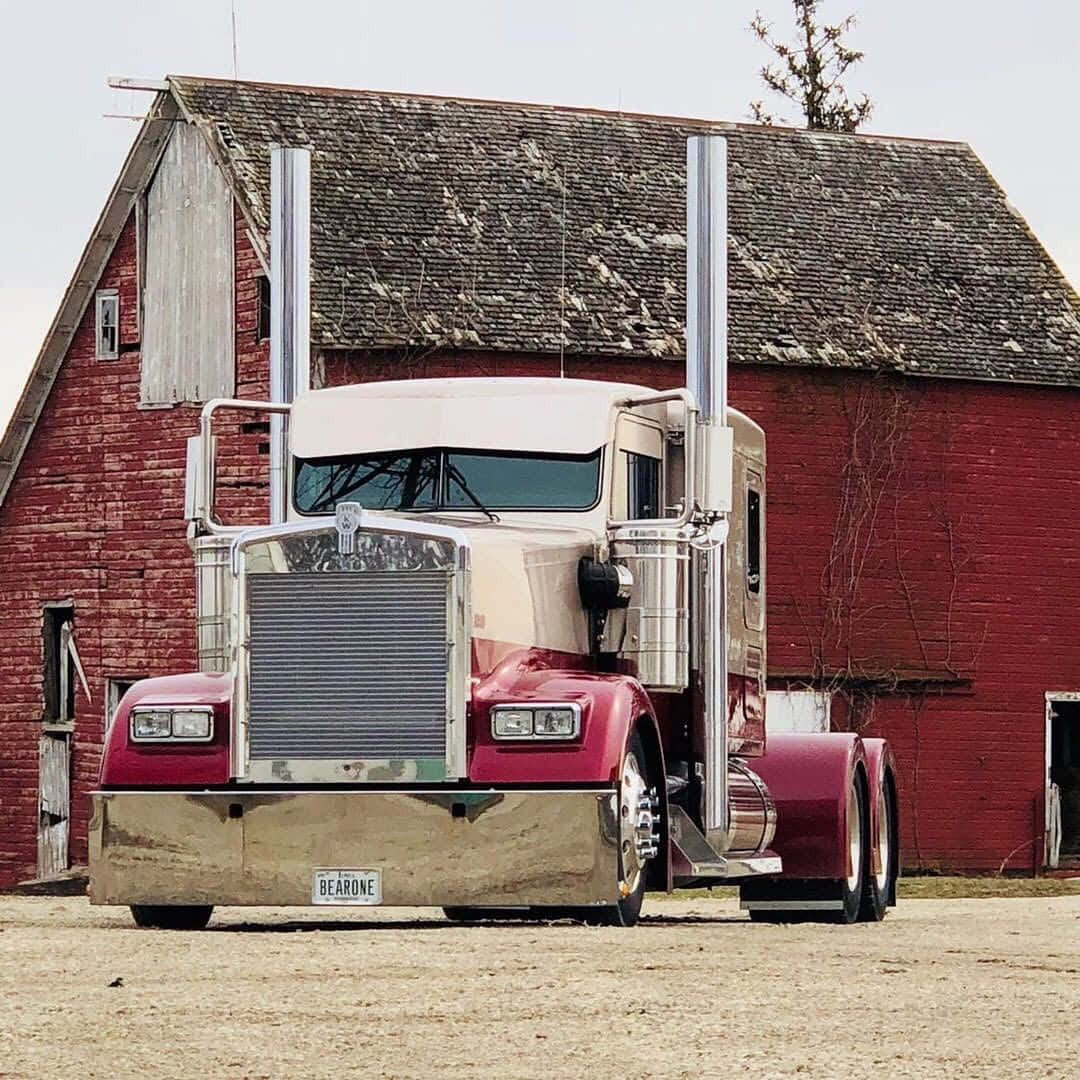 Kenworth C500, maroon and cream, chrome accents, SD Desktop Wallpaper