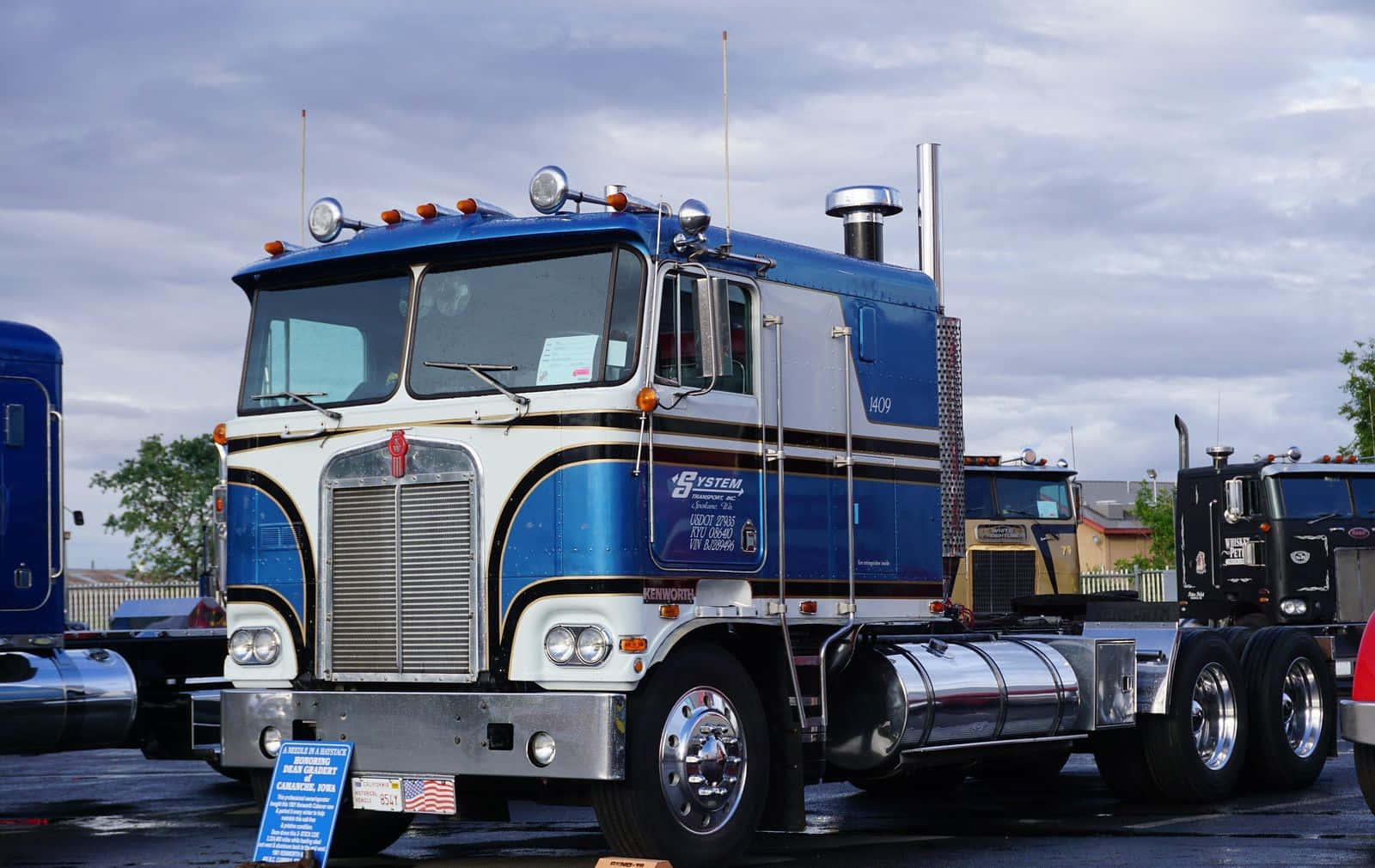 Kenworth K100, blue and white, chrome accents, HD Desktop Wallpaper
