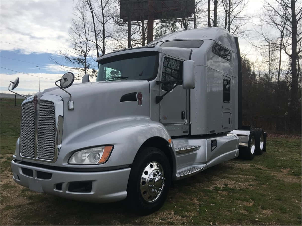 Kenworth T660, silver, grass, SD Desktop Wallpaper