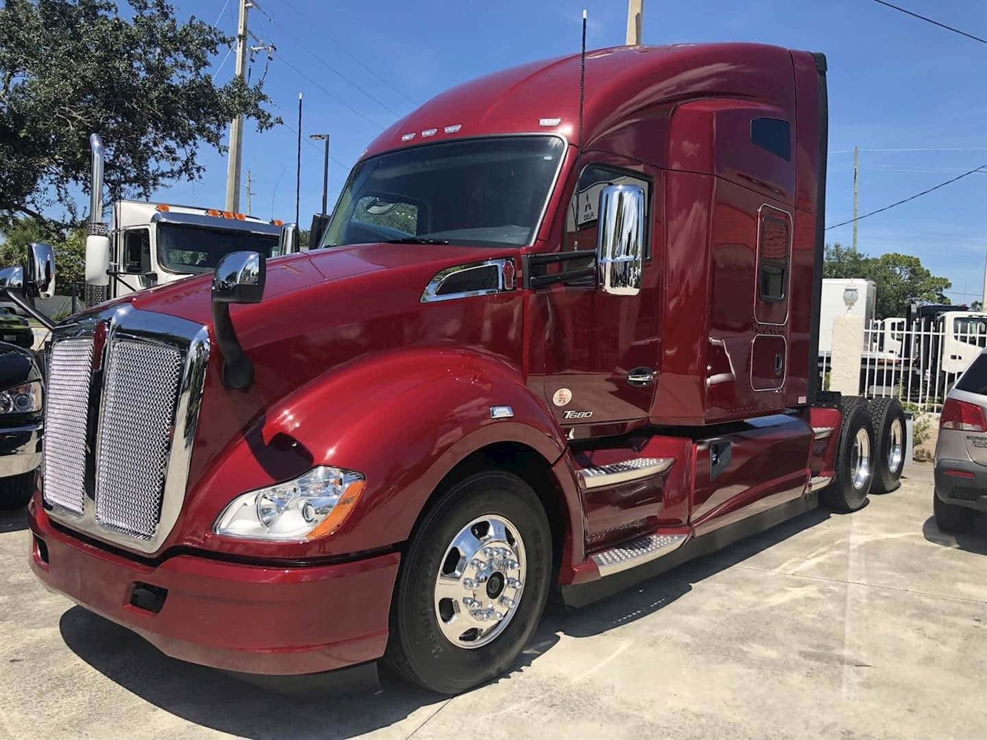 Kenworth T680, red, chrome accents, HD Desktop Wallpaper