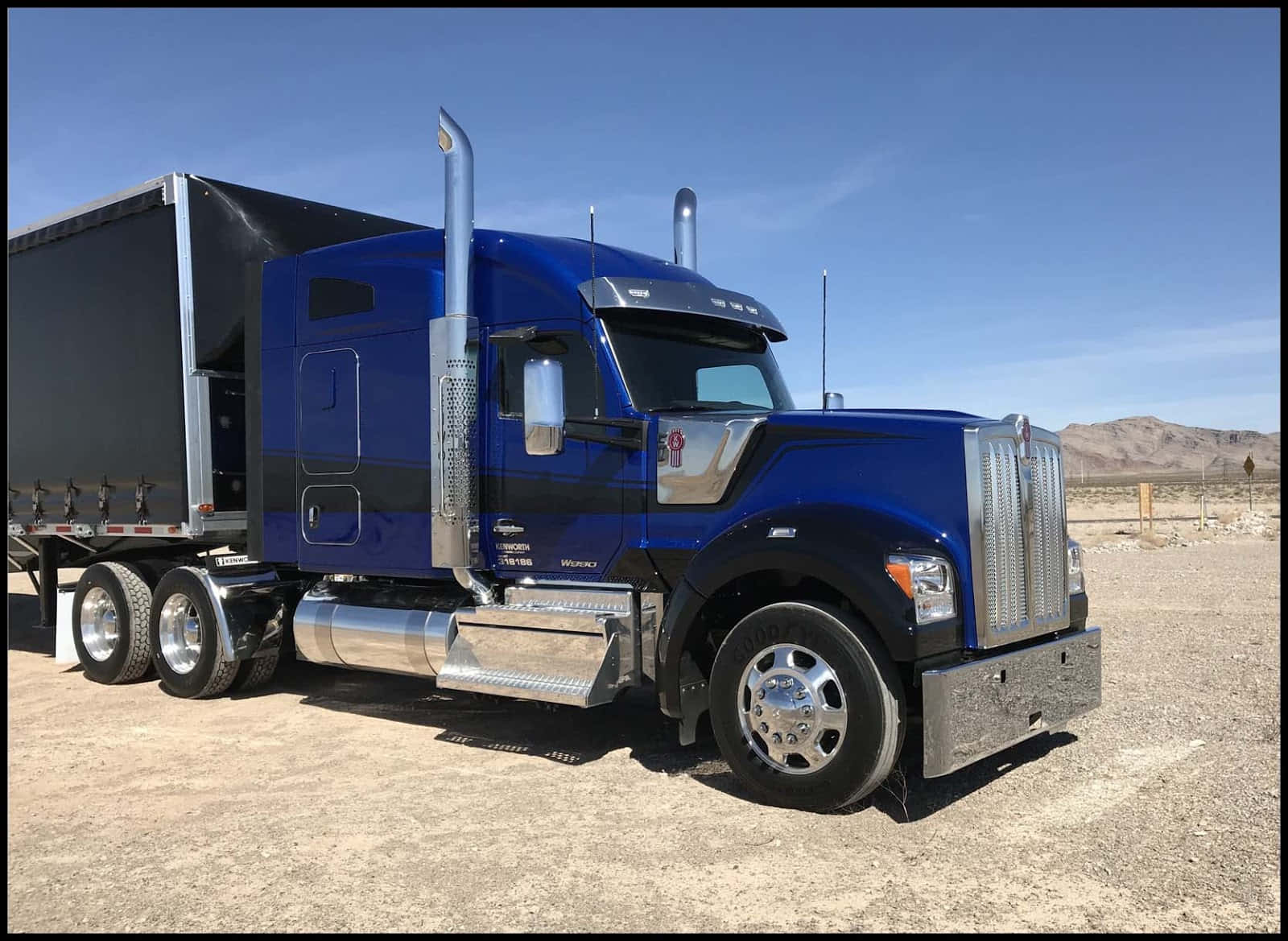 Kenworth W990, gleaming blue, chrome accents, HD Desktop Wallpaper