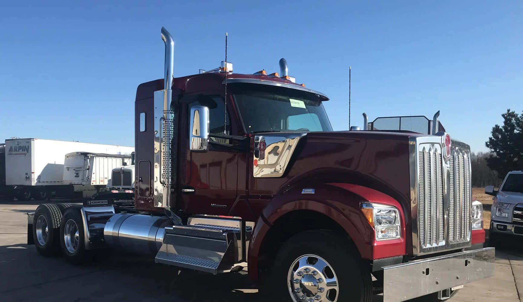 Kenworth W990, maroon, chrome accents, HD Desktop Wallpaper