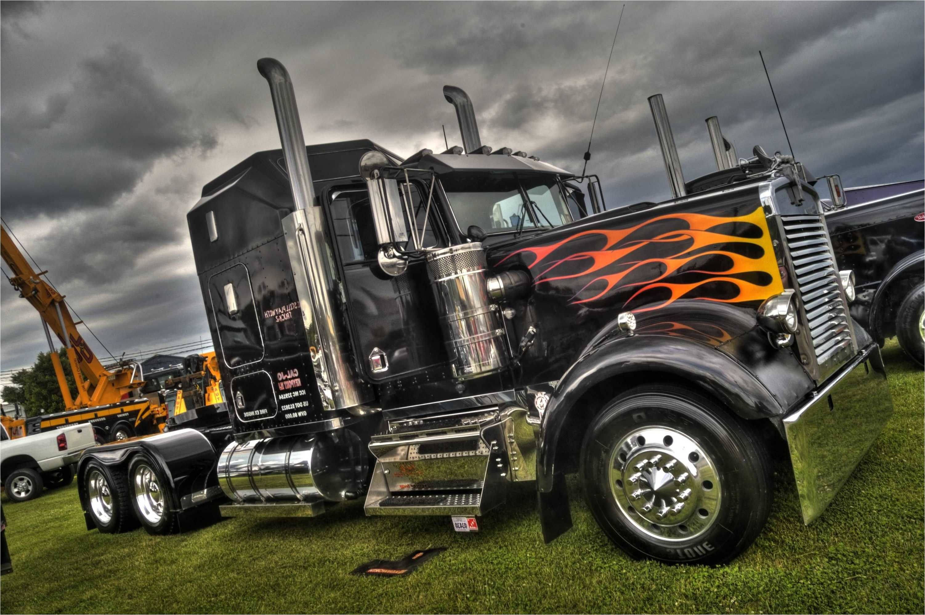 Kenworth, flame design, black, 2K Desktop Wallpaper