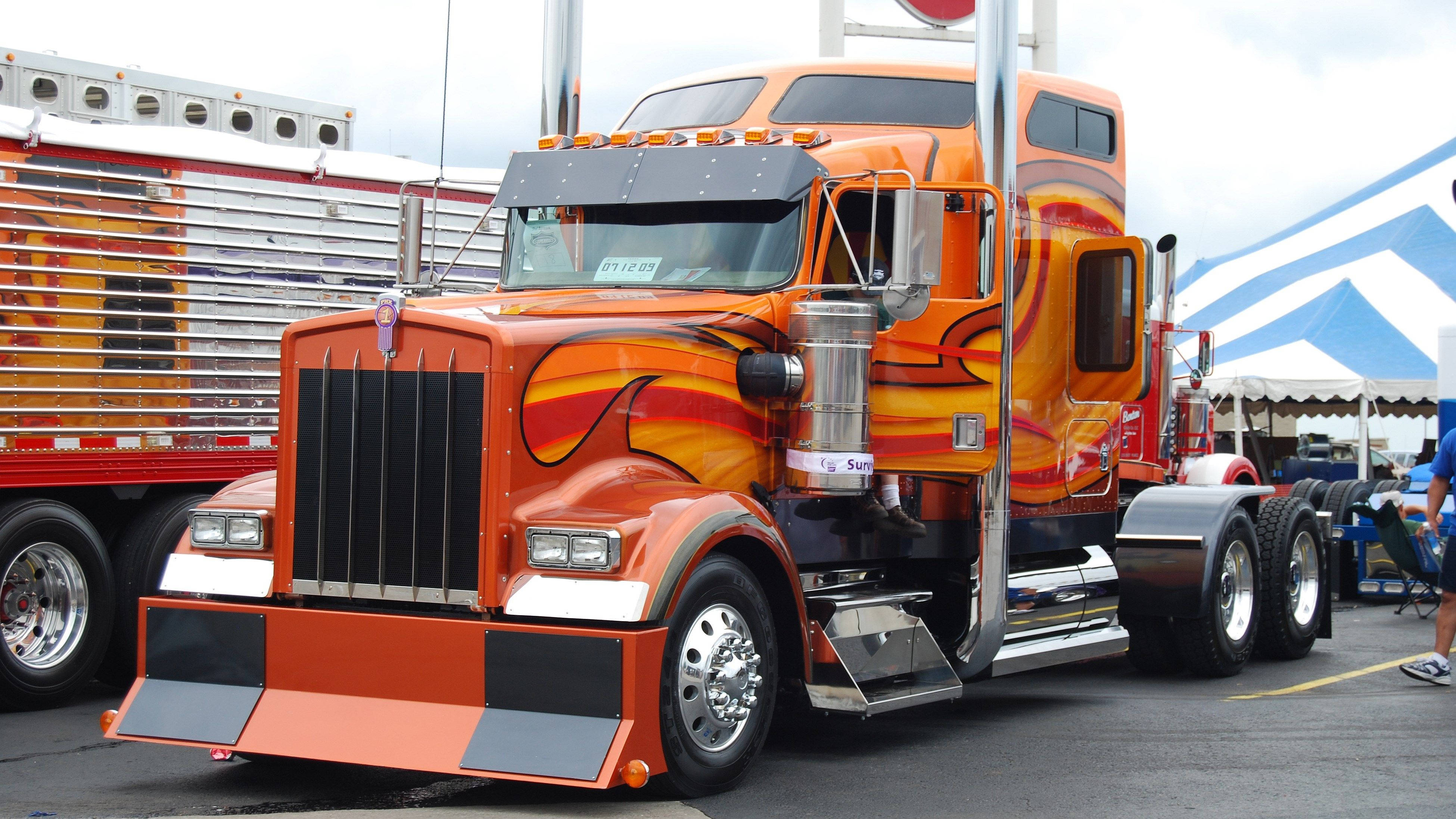 Kenworth, custom painted truck, flame decals, 4K Desktop Wallpaper