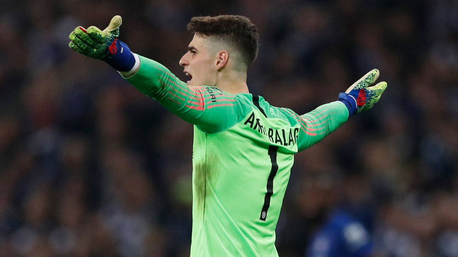 Kepa Arrizabalaga, bright green jersey, arms outstretched, HD Desktop Wallpaper