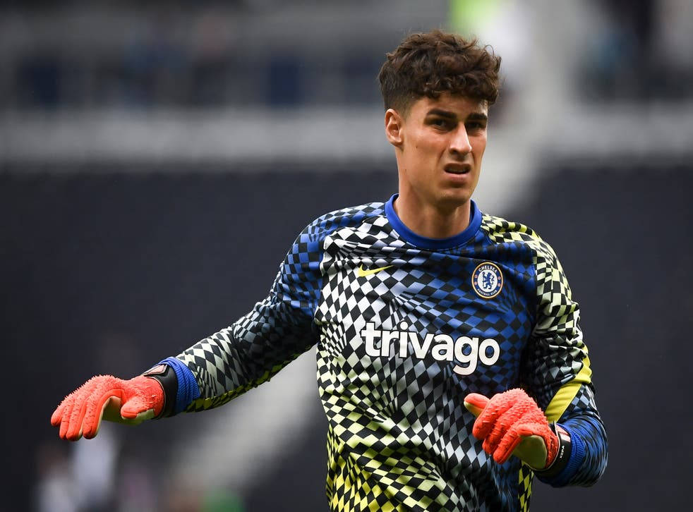 Kepa Arrizabalaga, blue yellow checkered jersey, red gloves, SD Desktop Wallpaper
