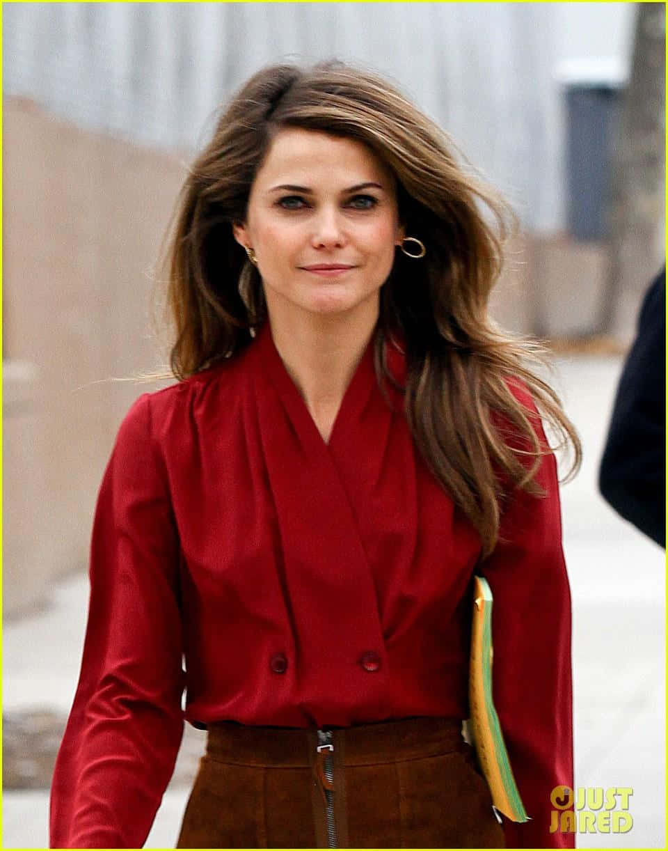 Keri Russell, windswept brown hair, bold red blouse, SD Phone Wallpaper