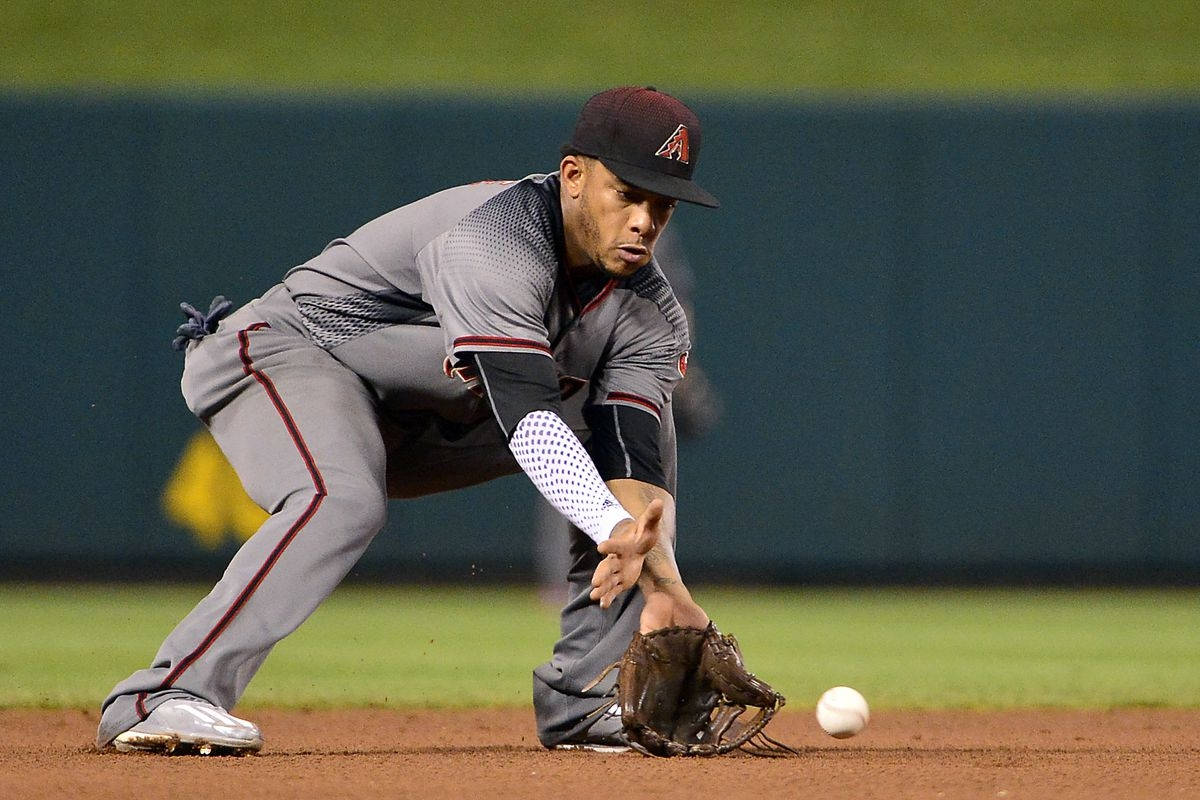 Ketel Marte, gray uniform, dirt infield, SD Desktop Wallpaper