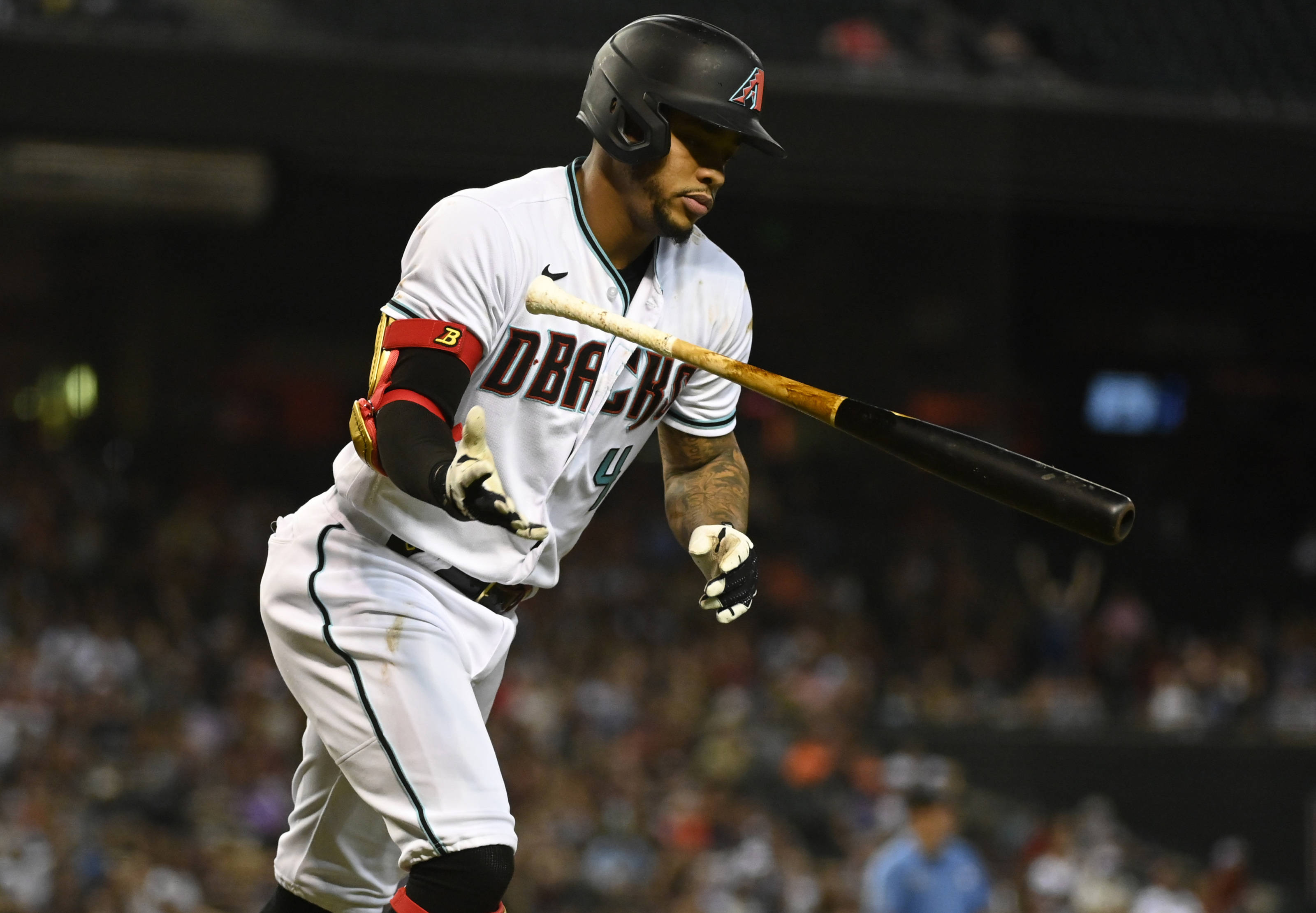 Ketel Marte, white Diamondbacks uniform, night game, 2K Desktop Wallpaper