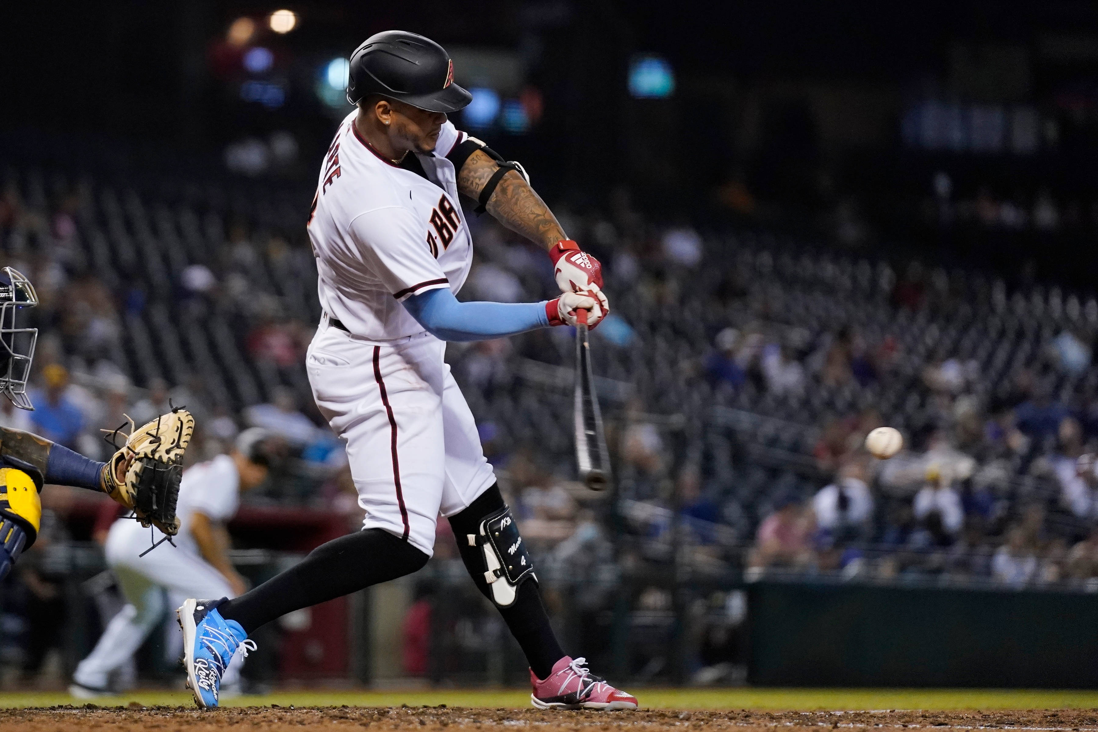 Ketel Marte, baseball bat, night, 2K Desktop Wallpaper