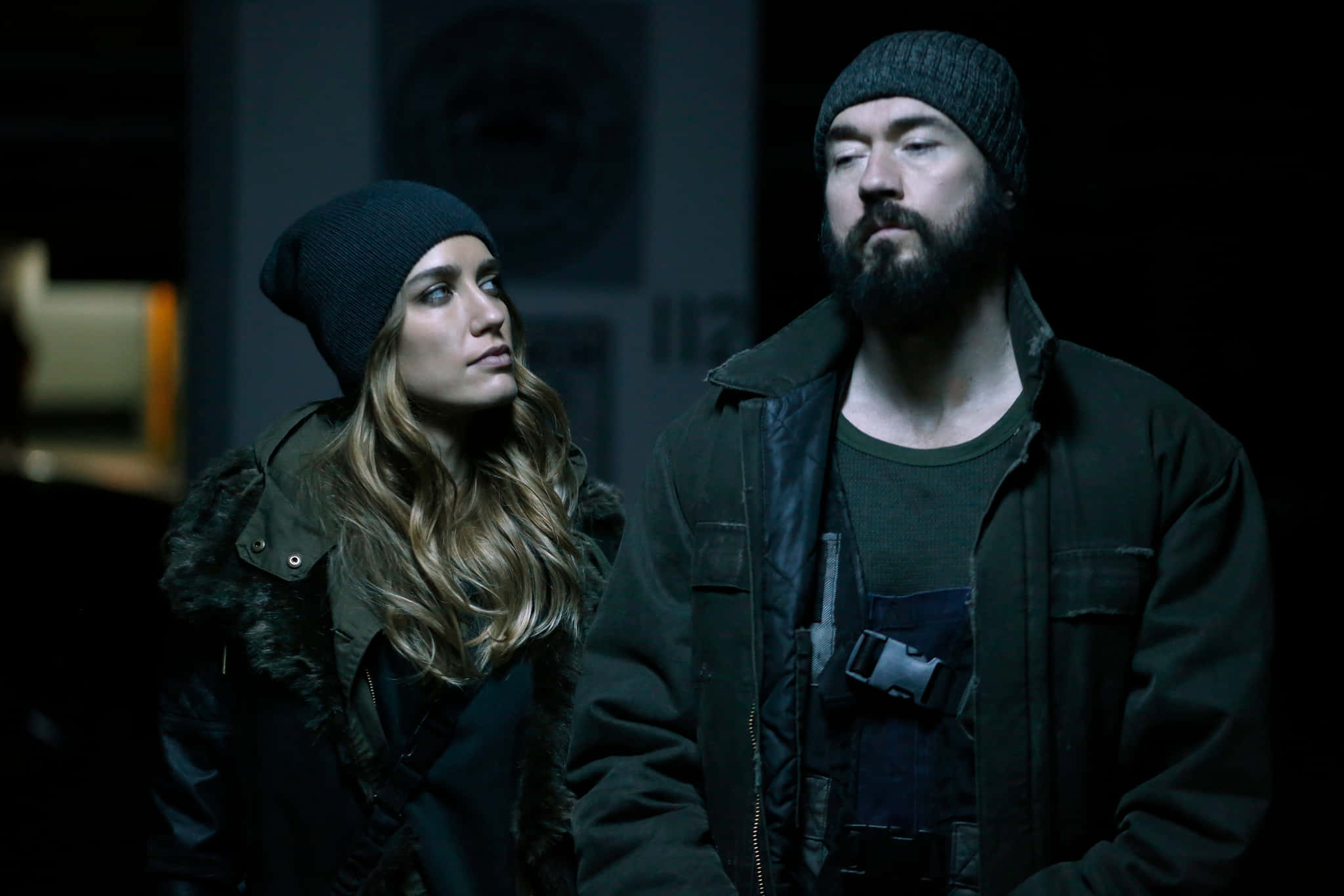 Kevin Durand, dark winter gear, dimly lit room, Full HD Desktop Wallpaper