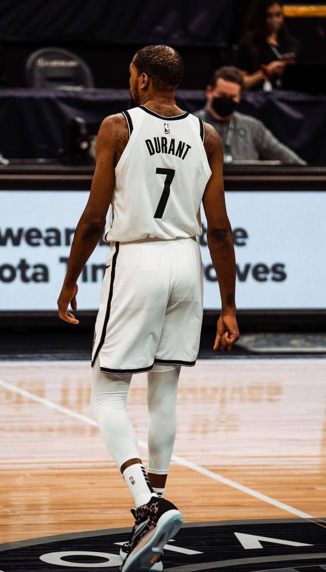 Kevin Durant, white jersey number 7, hardwood court, HD Phone Wallpaper