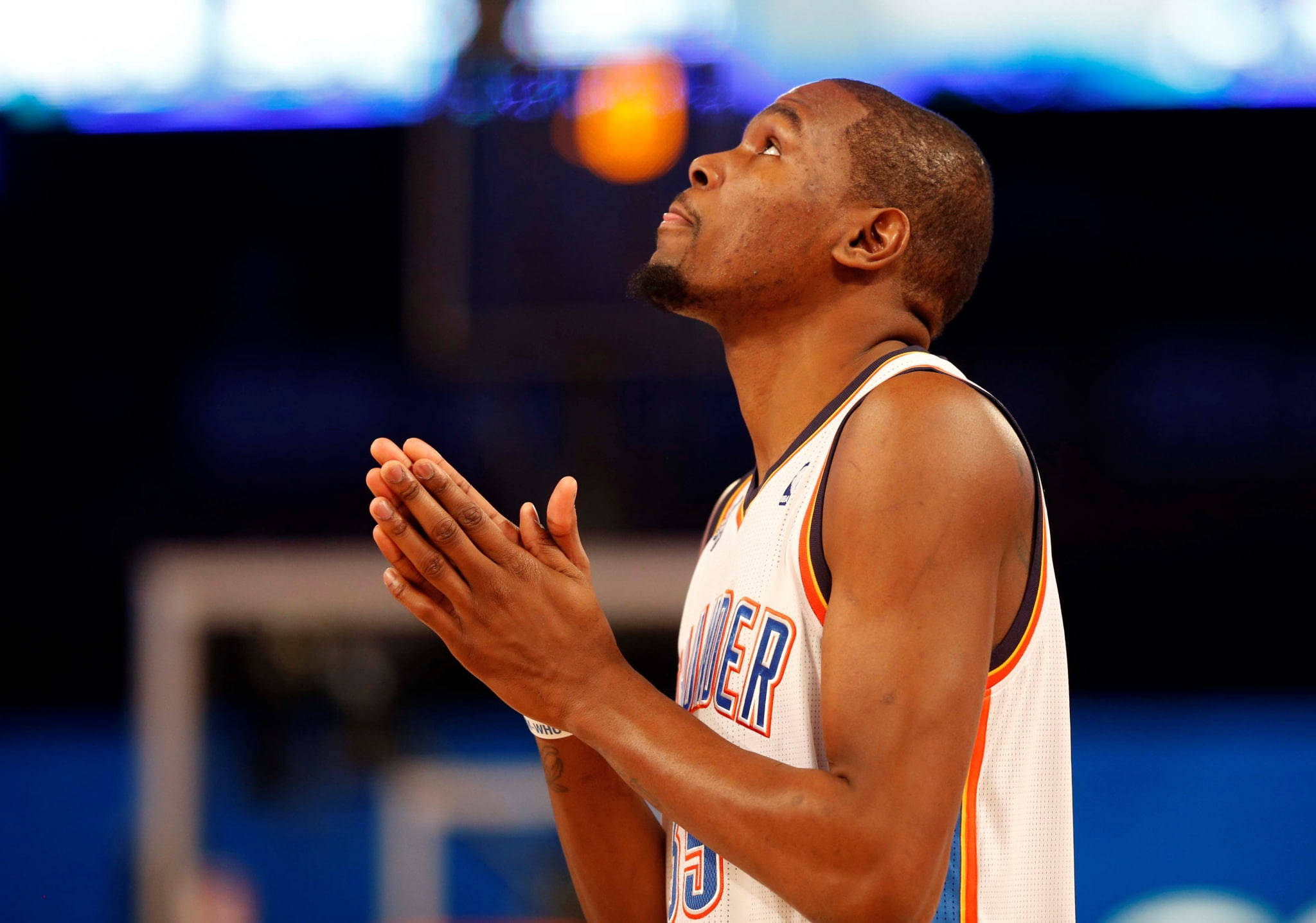 Kevin Durant, white jersey, prayerful pose, Full HD Desktop Wallpaper