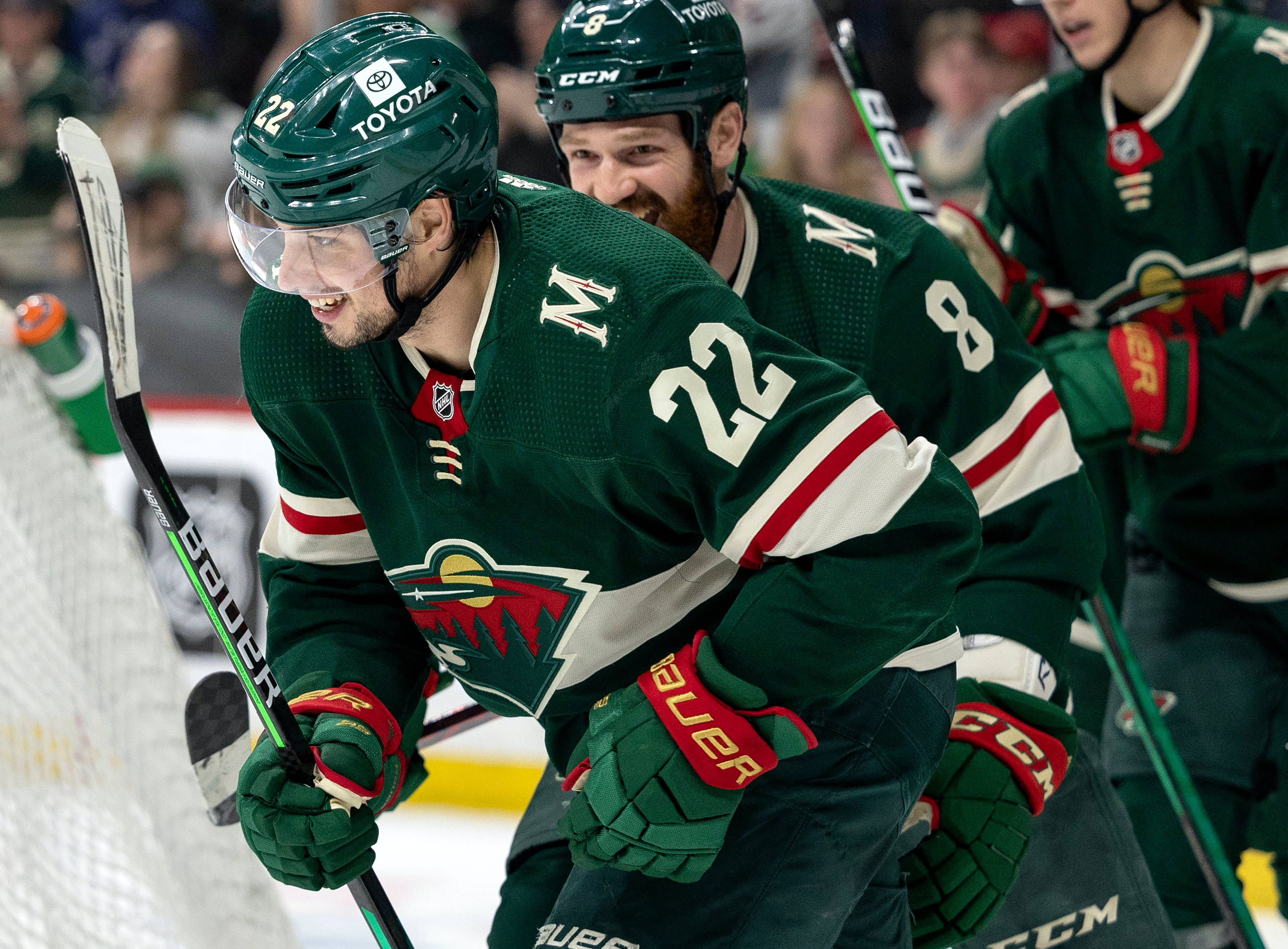Kevin Fiala, green jerseys, ice hockey, 2K Desktop Wallpaper