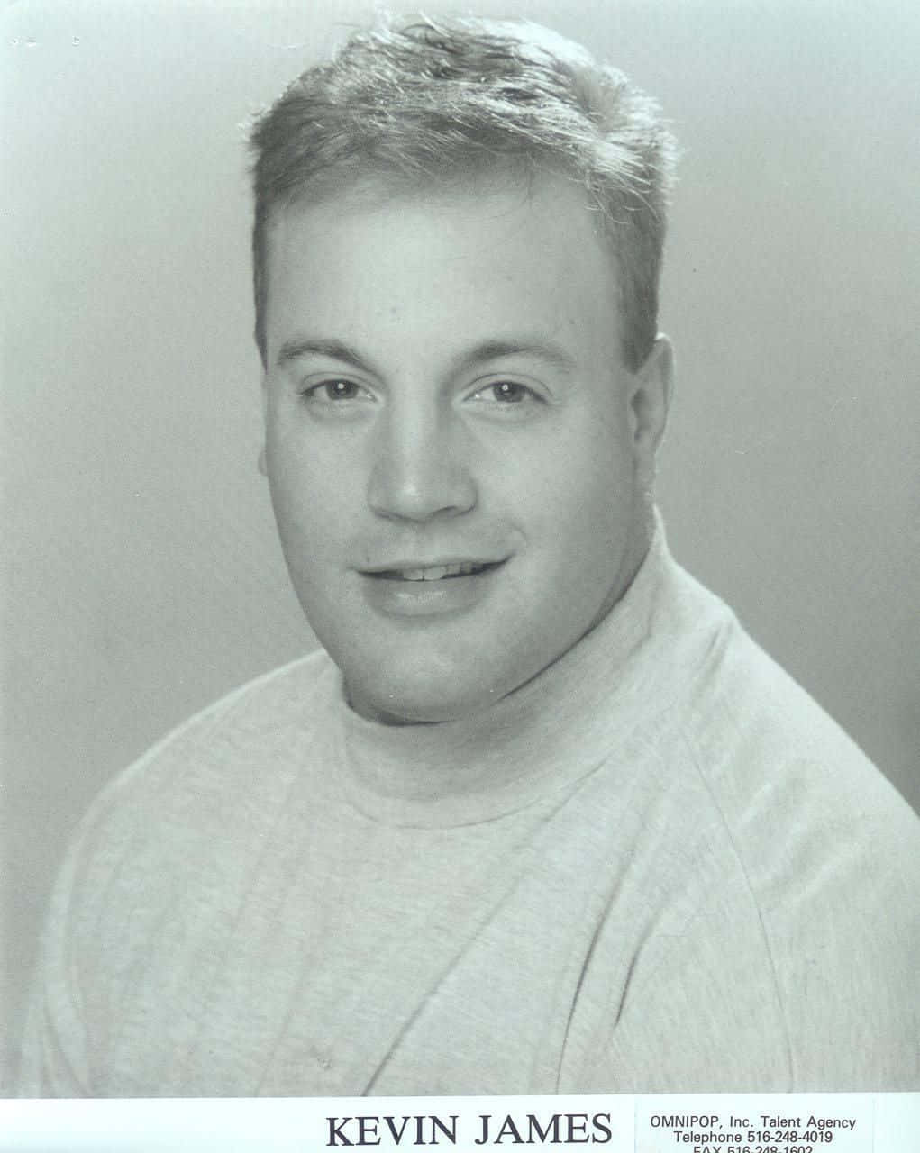 Kevin James, black and white, studio portrait, HD Phone Wallpaper
