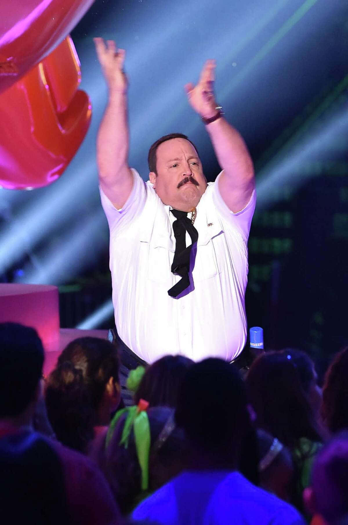 Kevin James, white shirt, black tie, HD Phone Wallpaper