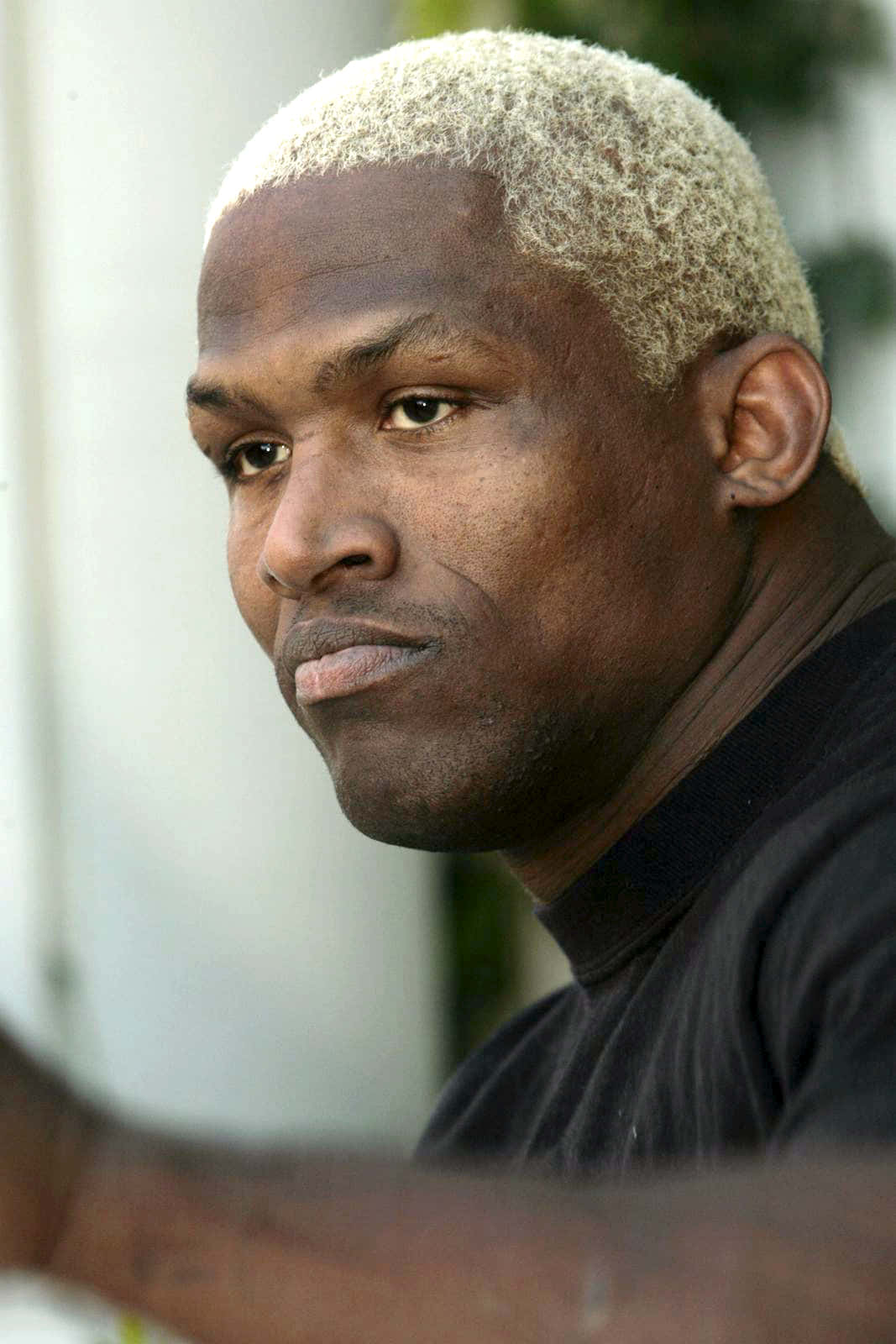 Kevin Randleman, bleached blonde hair, dark skin, HD Phone Wallpaper