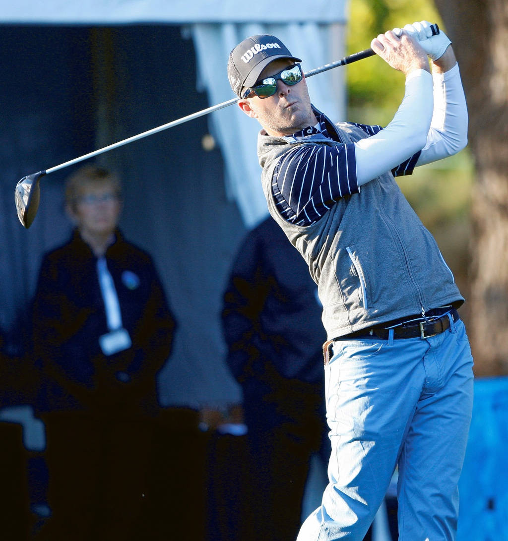 Kevin Streelman, golf club, sunglasses, SD Phone Wallpaper