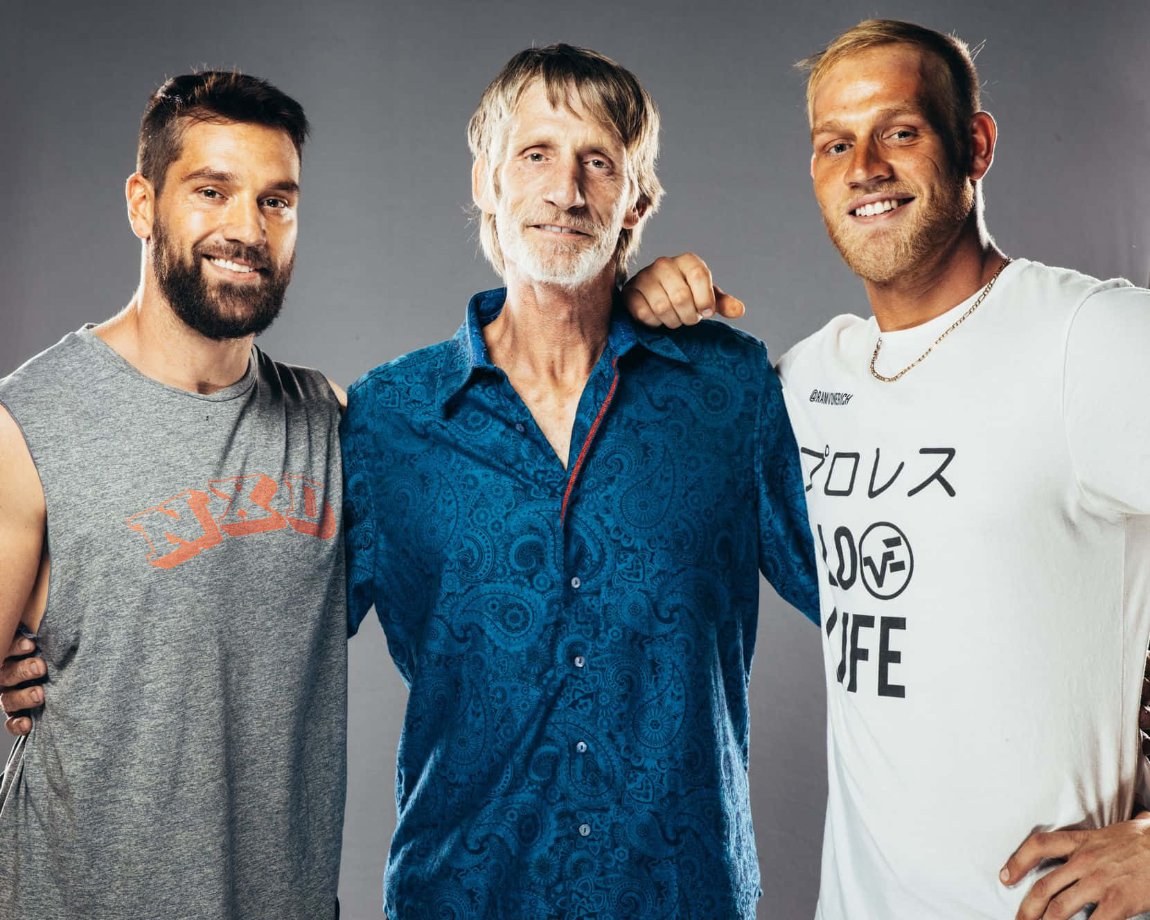 Kevin Von Erich, wrestling family, gray studio background, HD Desktop Wallpaper