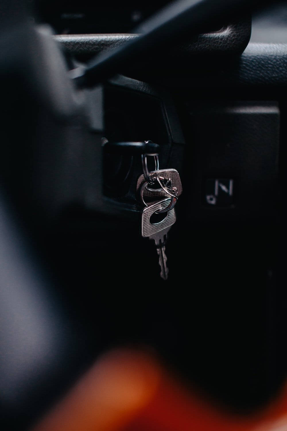 car keys, ignition, dark car interior, HD Phone Wallpaper