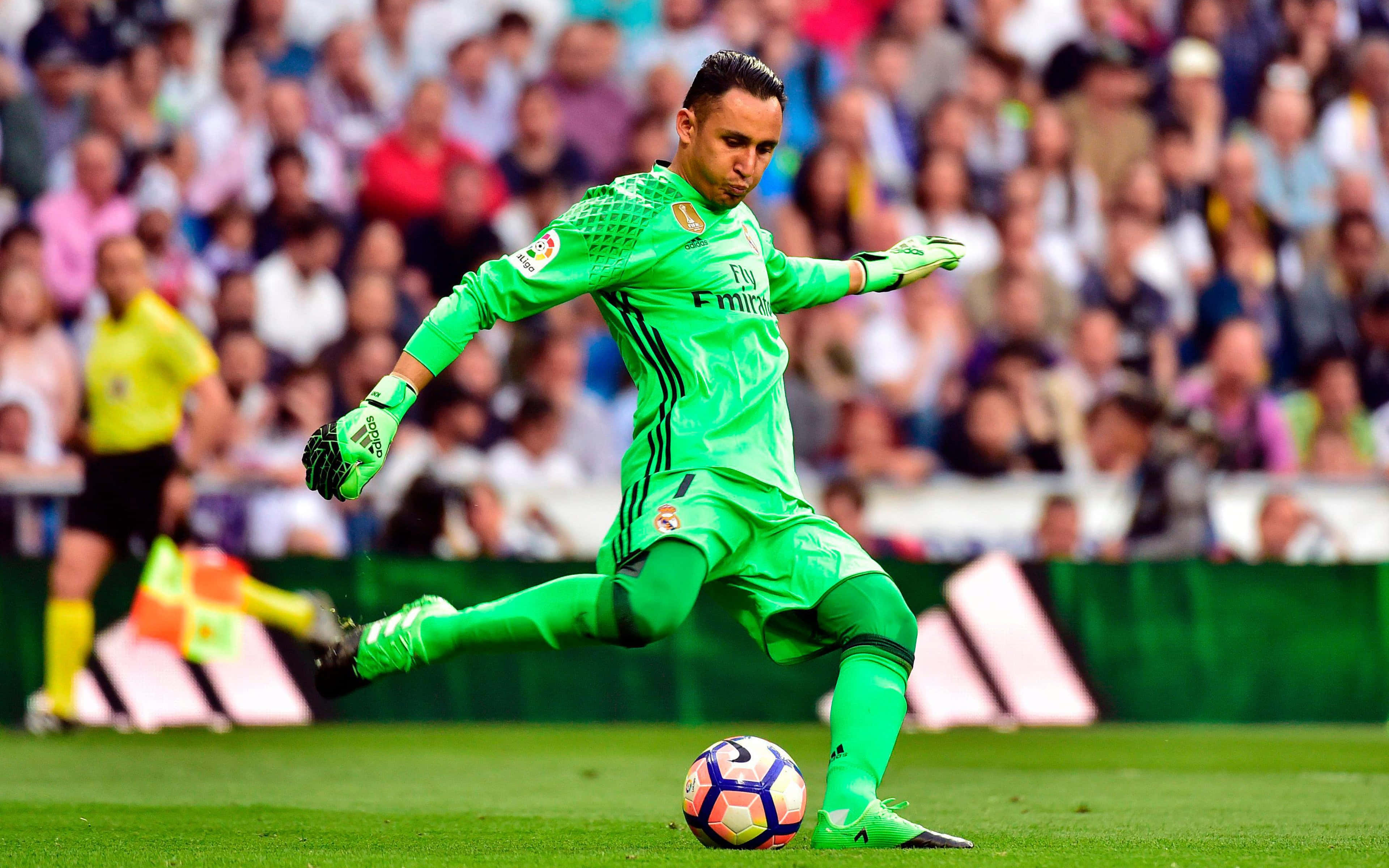 Keylor Navas, bright green uniform, colorful ball, 4K Desktop Wallpaper