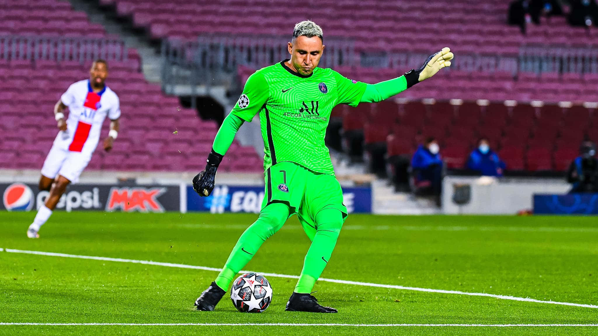Keylor Navas, bright green uniform, vibrant green pitch, Full HD Desktop Wallpaper