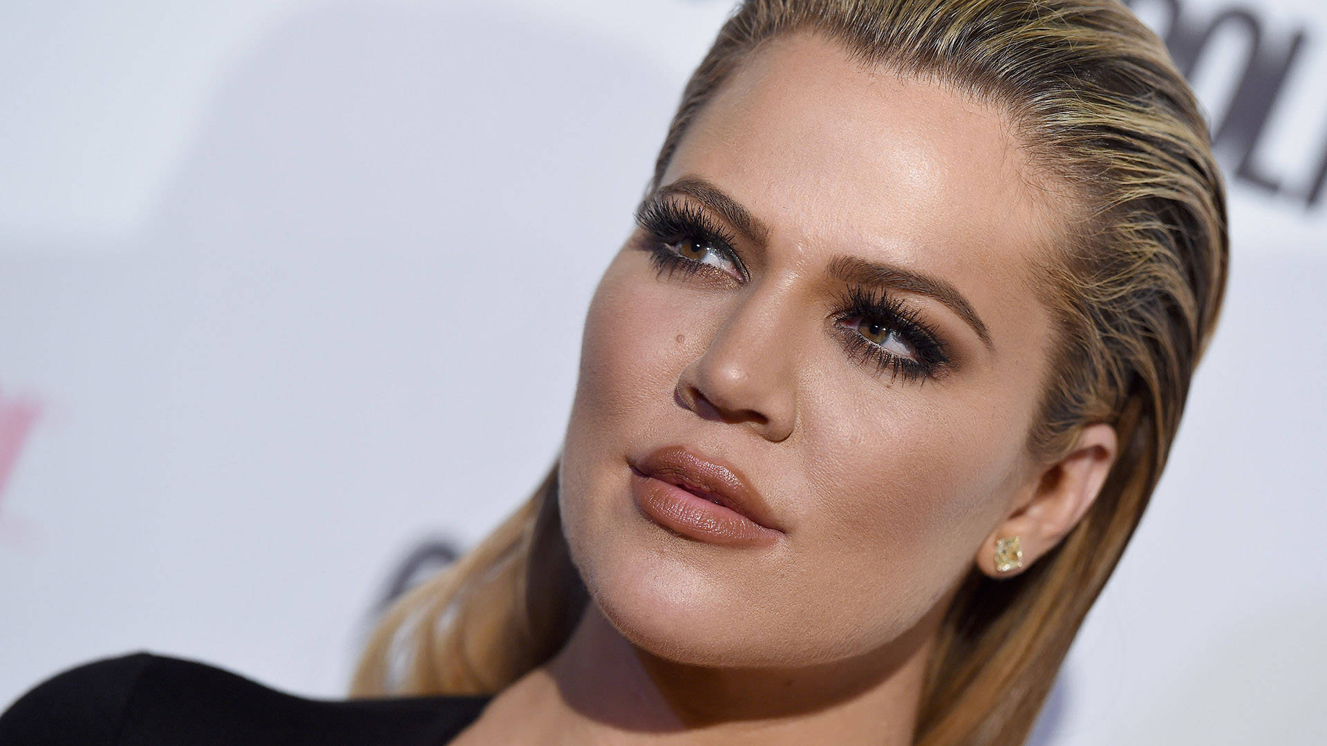 Khloe Kardashian, blonde hair, bold makeup, Full HD Desktop Wallpaper