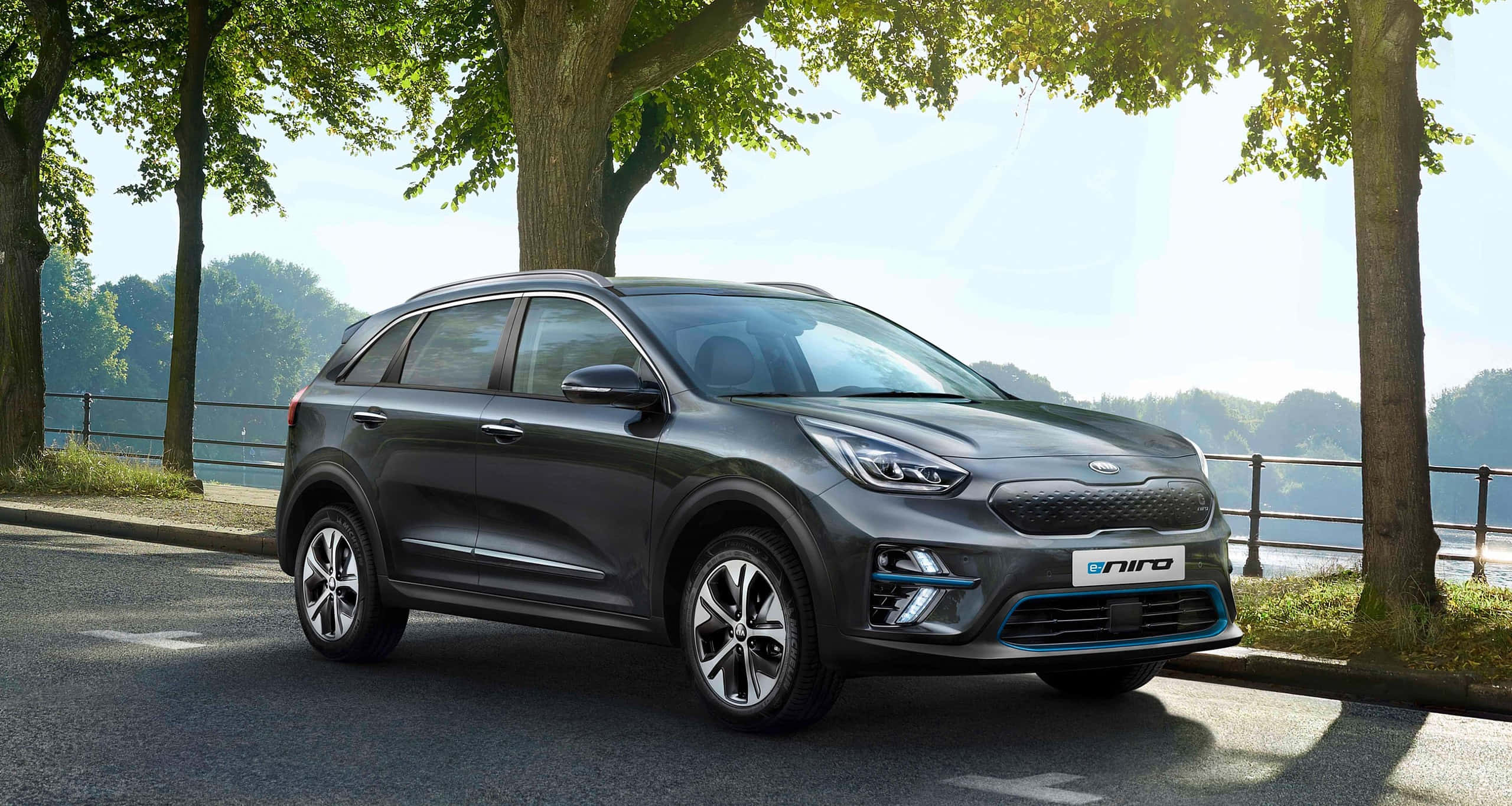 Kia Niro, dark gray, electric SUV, 2K Desktop Wallpaper