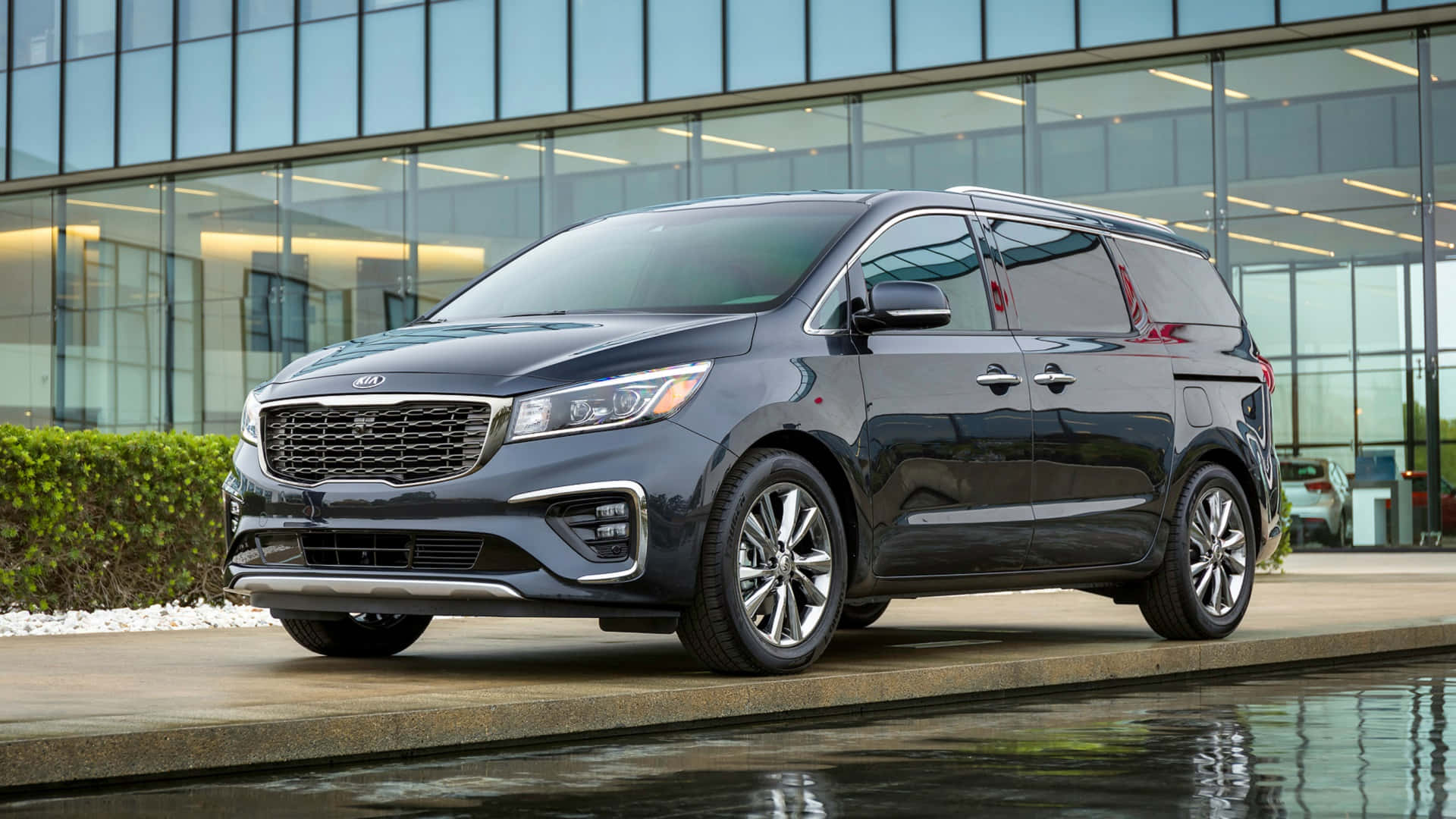 Kia Sedona, dark gray, reflective water feature, Full HD Desktop Wallpaper
