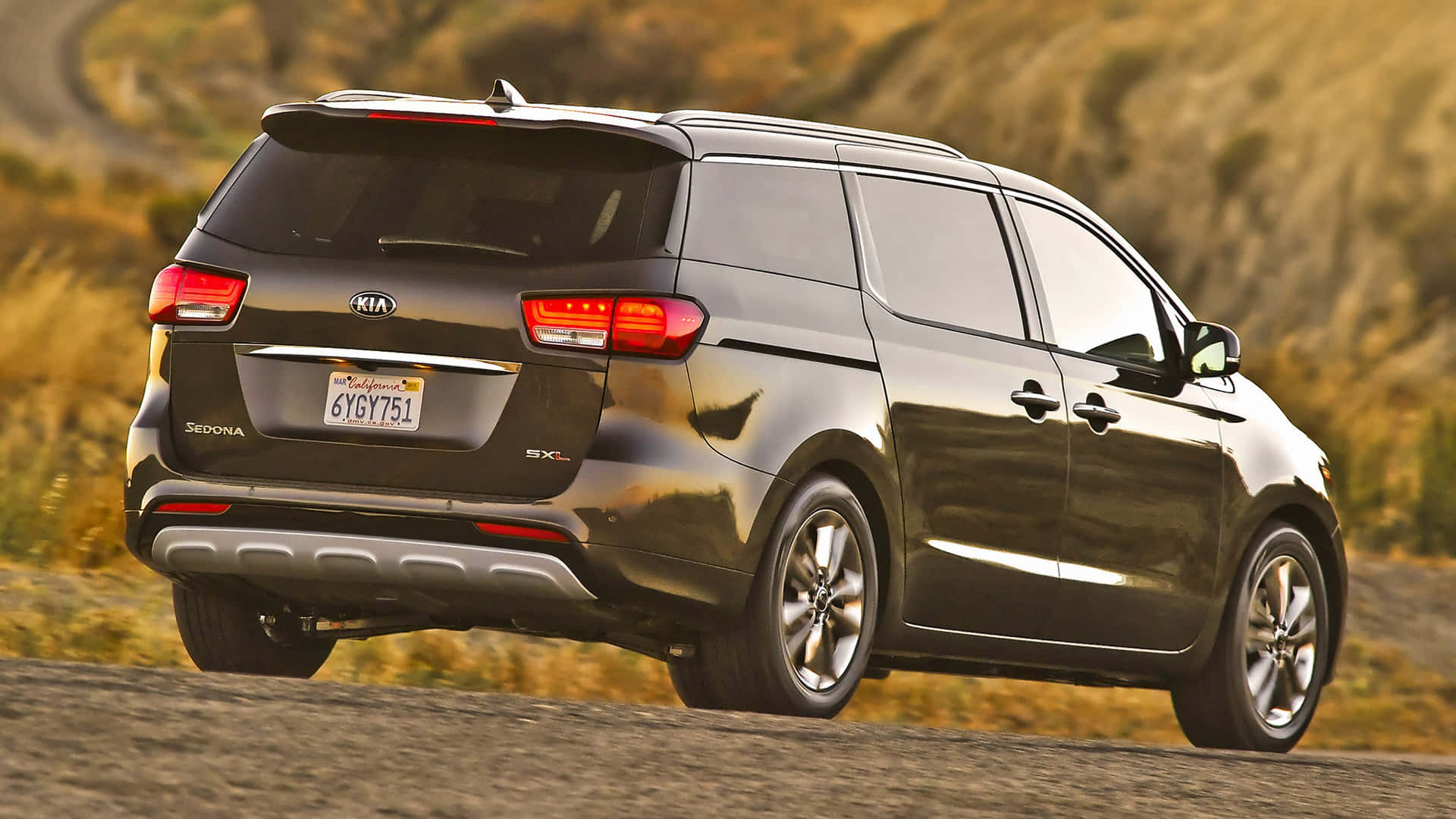 Kia Sedona, black, dusty rural road, Full HD Desktop Wallpaper