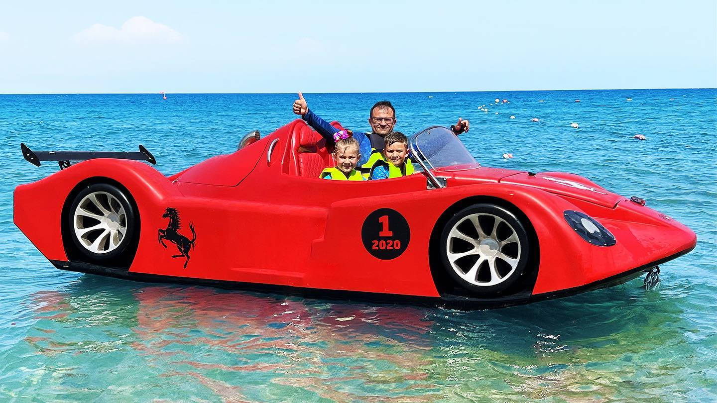 Kids Diana Show, Ferrari-style, amphibious car, HD Desktop Wallpaper