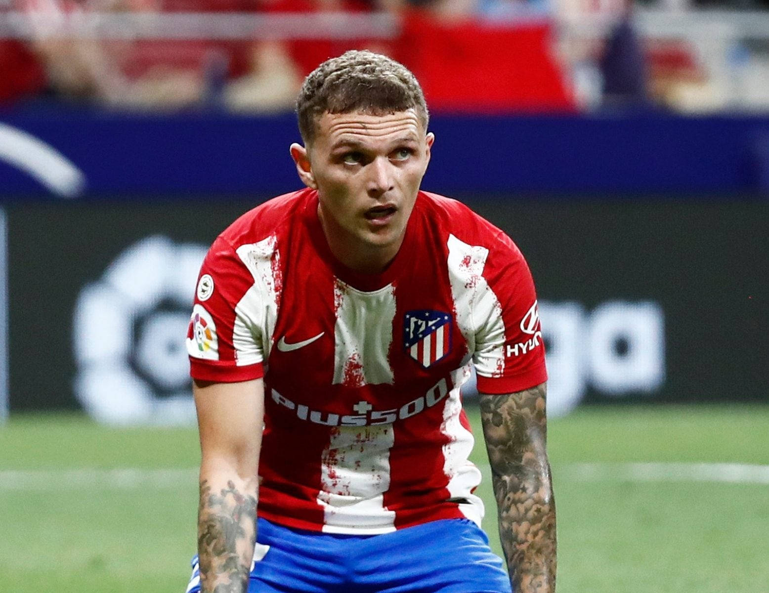 Kieran Trippier, red and white striped jersey, tattoos on his arms, HD Desktop Wallpaper