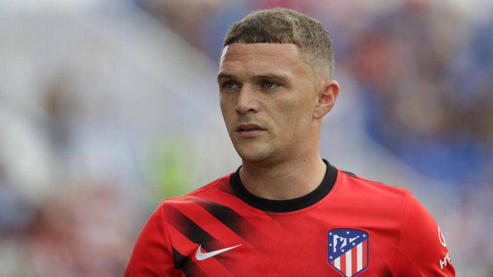Kieran Trippier, red Atletico Madrid jersey, sunlit field, SD Desktop Wallpaper