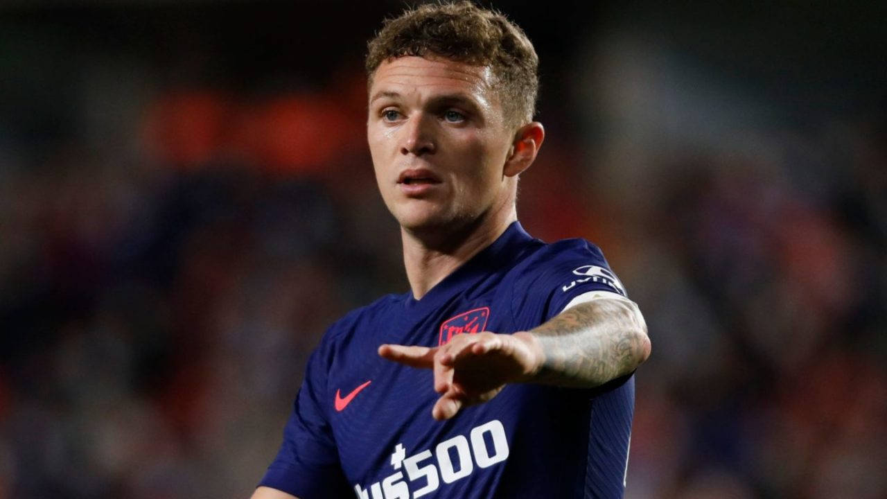Kieran Trippier, blue jersey, nighttime match, HD Desktop Wallpaper