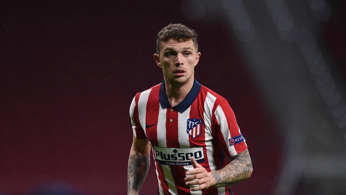 Kieran Trippier, red and white striped jersey, dimly lit field, SD Desktop Wallpaper