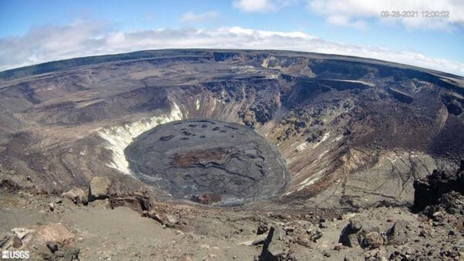 Kilauea Volcano, crater, rocky walls, HD Desktop Wallpaper