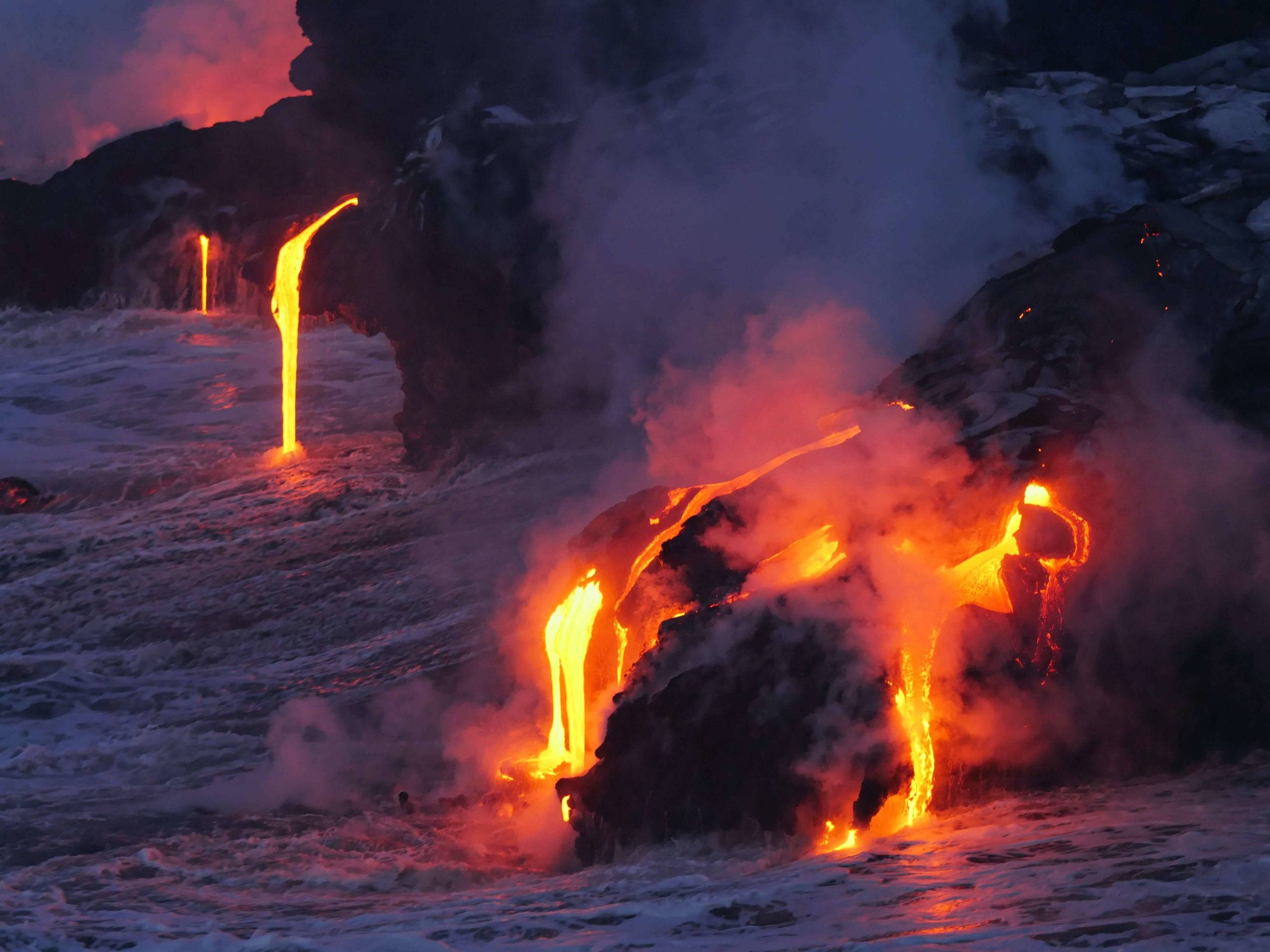 Kilauea Volcano, lava flows, ocean, 2K Desktop Wallpaper