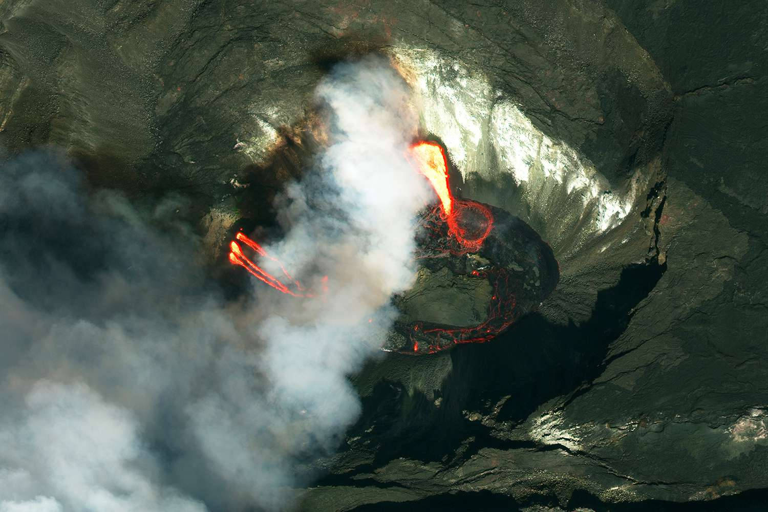 Kilauea Volcano, eruption, satellite shot, HD Desktop Wallpaper