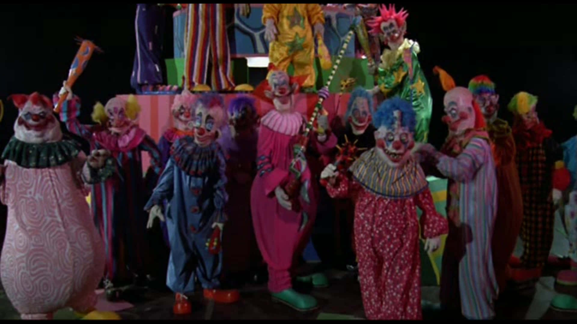 Killer Klowns From Outer Space, colorful mismatched costumes, exaggerated makeup, Full HD Desktop Wallpaper