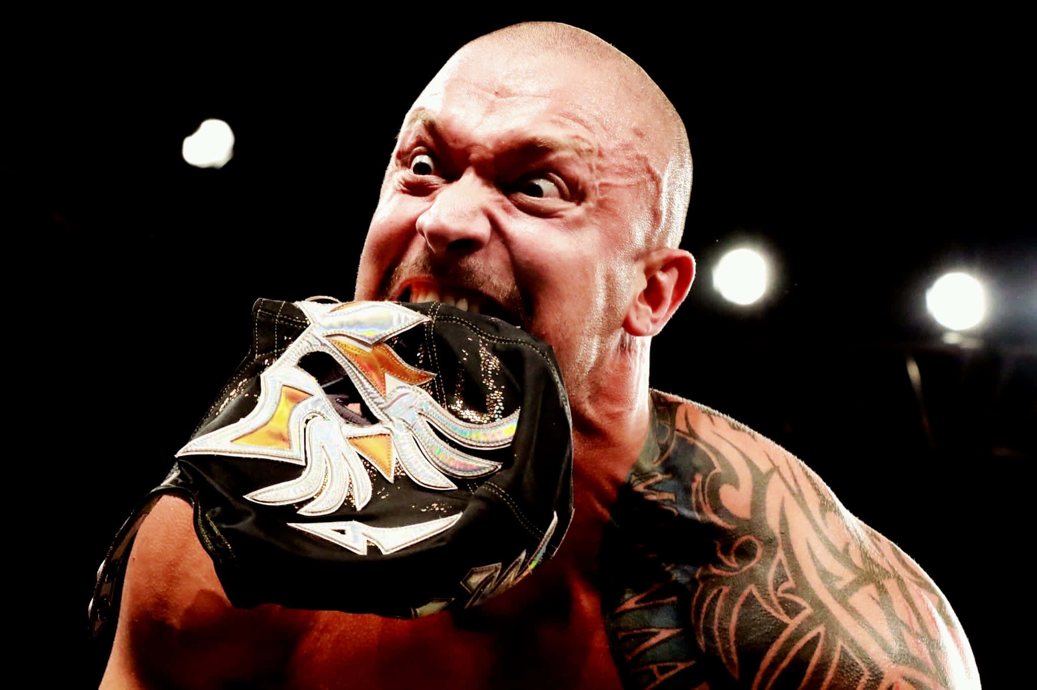 Killer Kross, black and gold championship mask, bald tattooed wrestler, Full HD Desktop Wallpaper