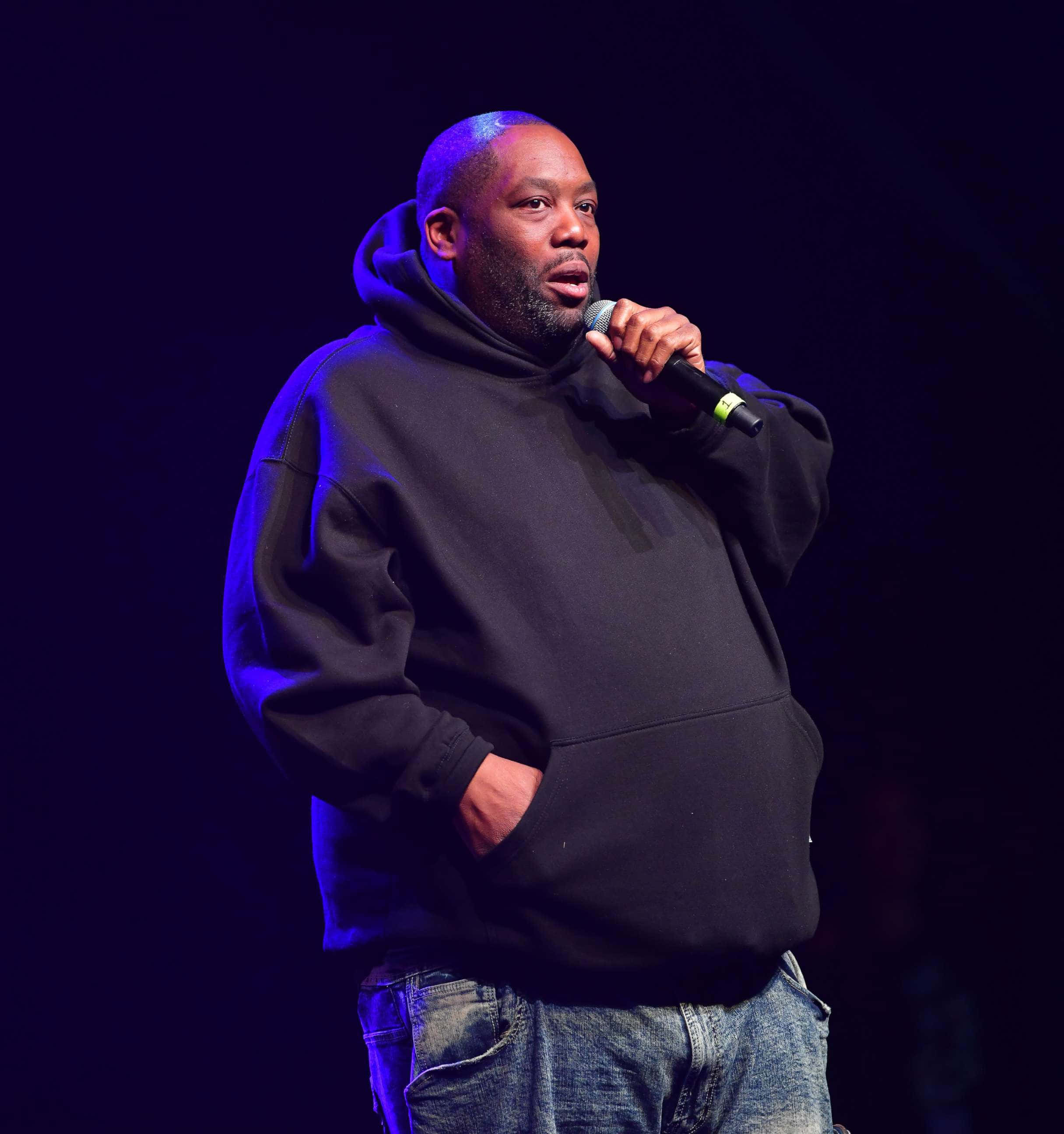 Killer Mike, black hoodie, jeans, 2K Phone Wallpaper