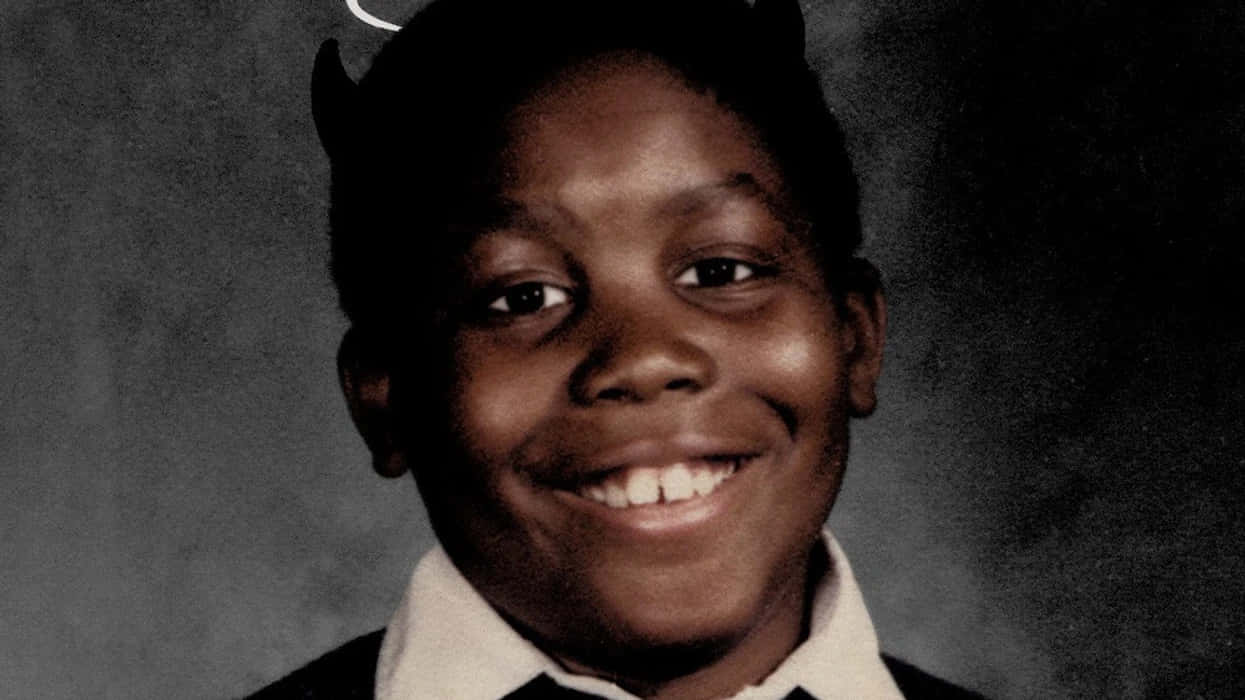 Killer Mike, devil horns, bowtie, SD Desktop Wallpaper