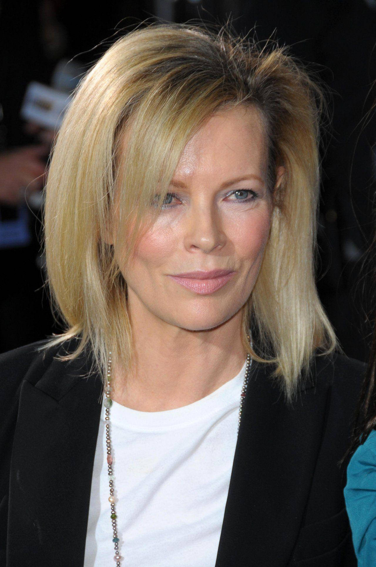 Kim Basinger, twilight premiere 2008, blonde woman, Full HD Phone Wallpaper