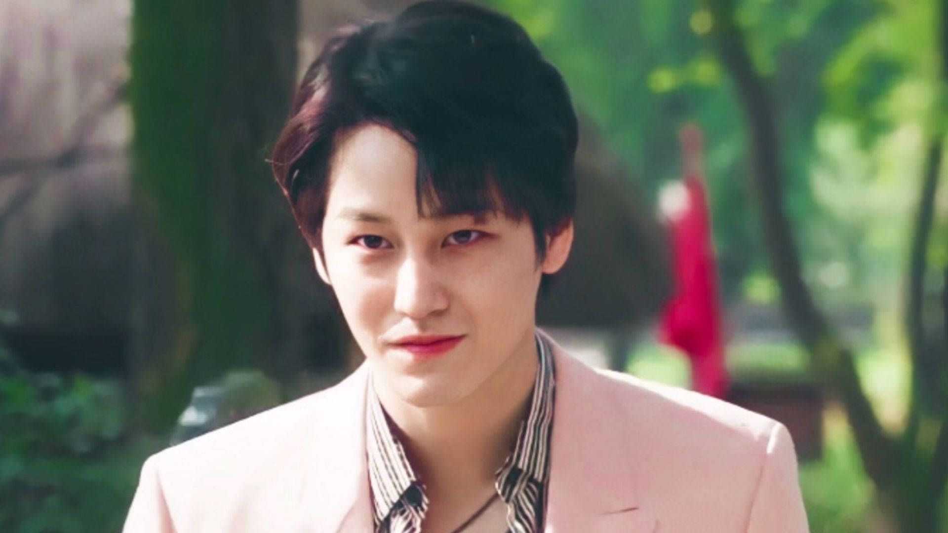 Kim bum, pink blazer, sunlit, Full HD Desktop Wallpaper