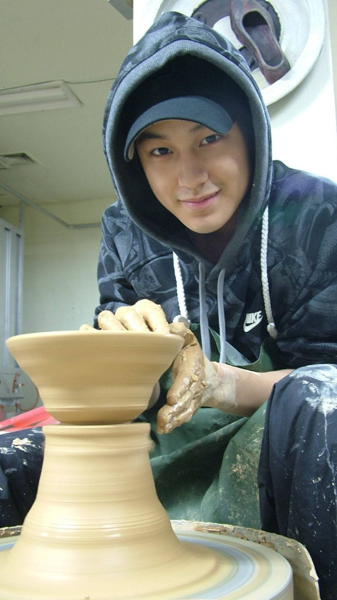 Kim Bum, pot maker, hoodie, Full HD Phone Wallpaper