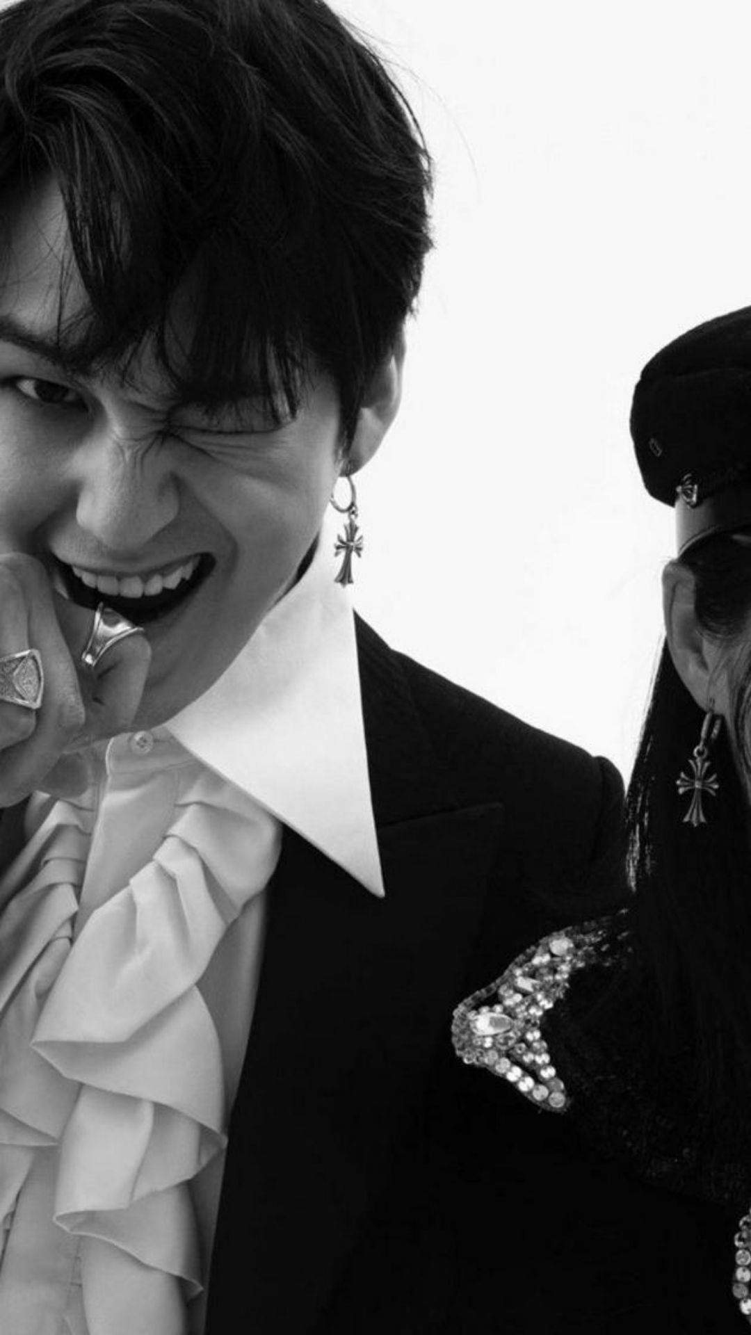 Kim Bum, black and white, close-up, Full HD Phone Wallpaper