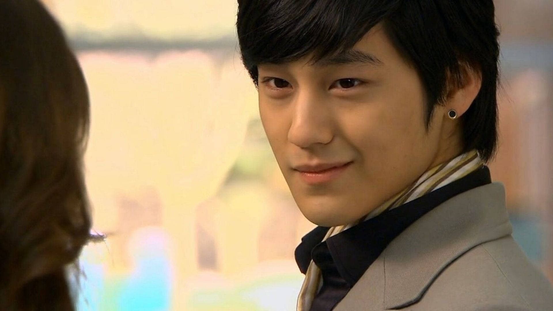 Kim Bum, dark hair, subtle smile, Full HD Desktop Wallpaper