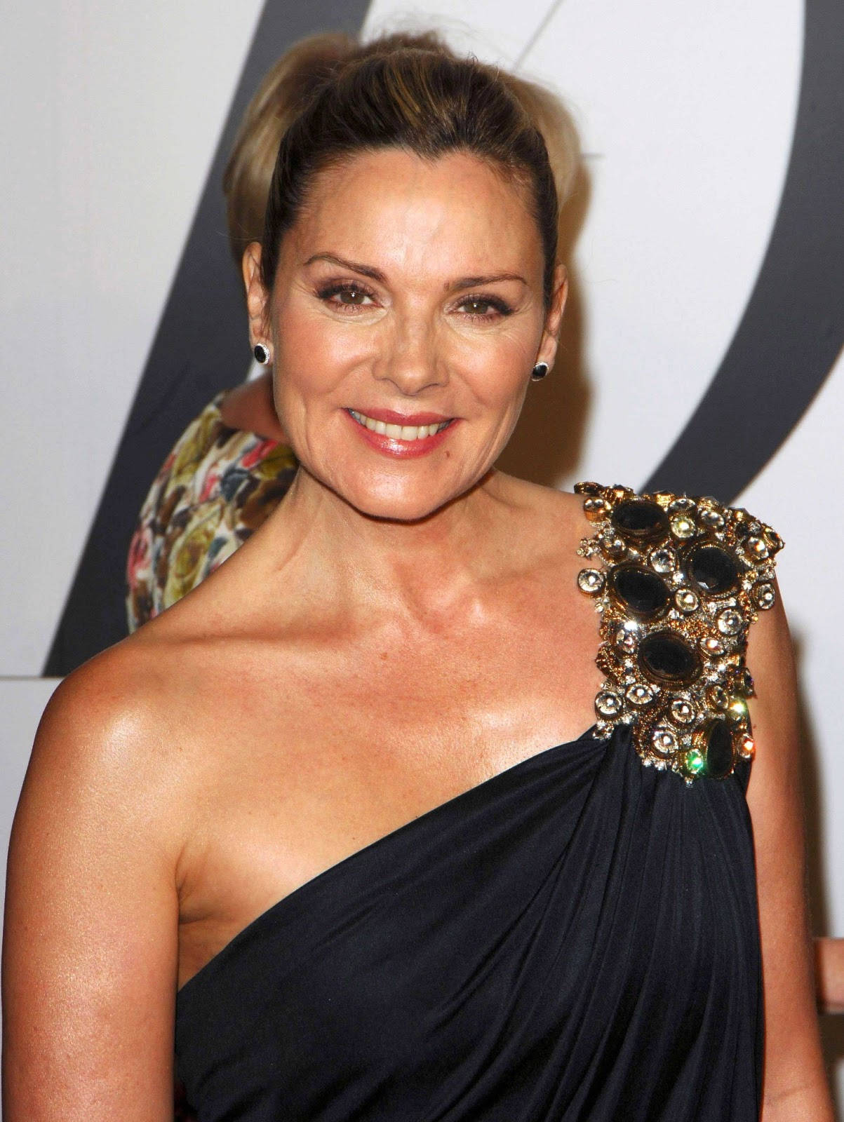 Kim Cattrall, 2008 CFDA Fashion Awards, black one-shoulder gown, HD Phone Wallpaper